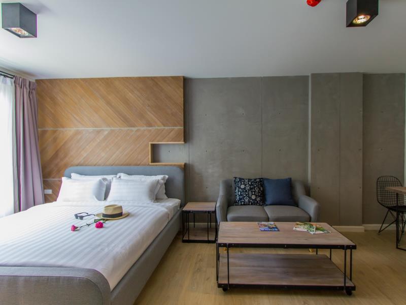 Baan Peang Ploen by Stone Head Hua Hin