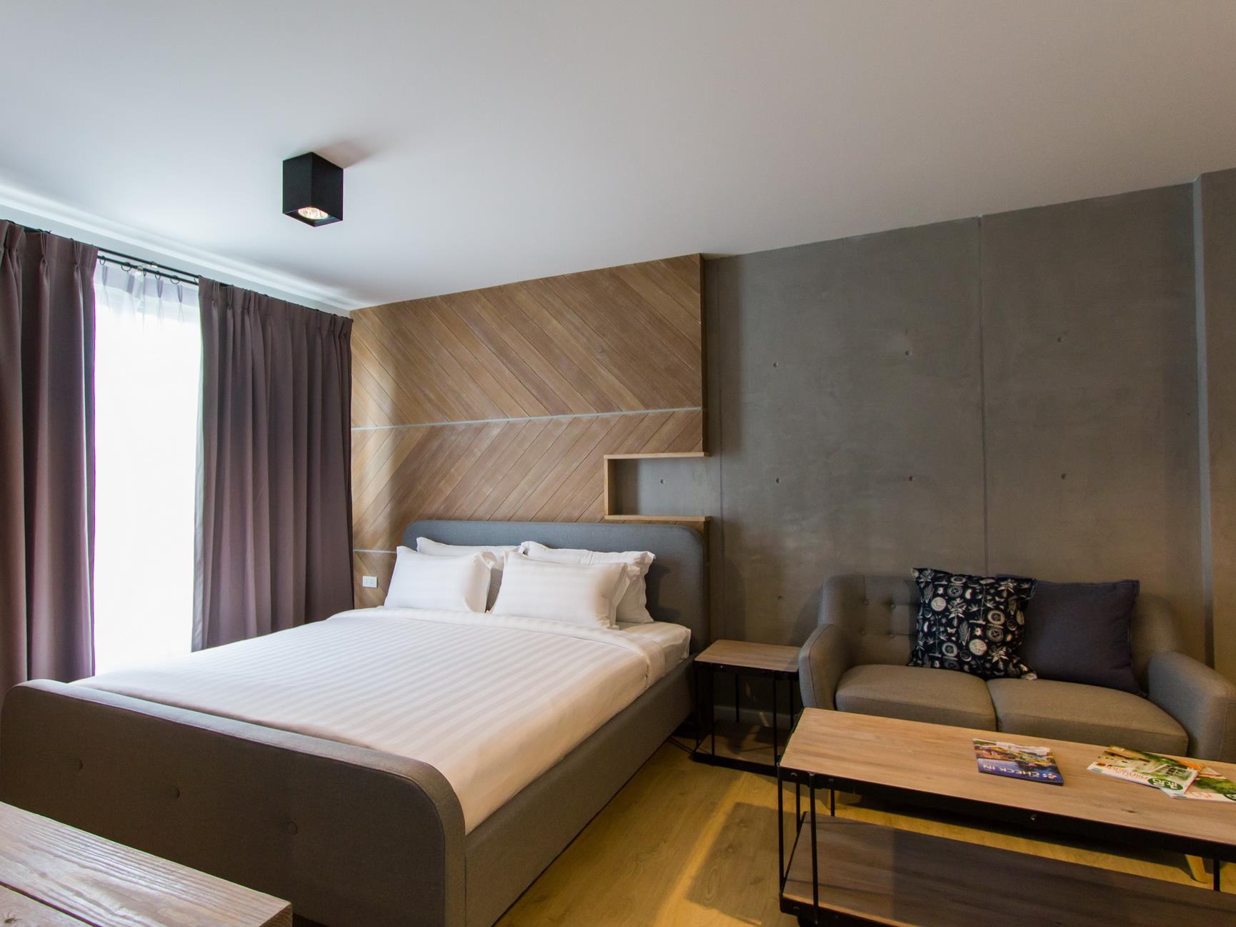 Baan Peang Ploen by Stone Head Hua Hin
