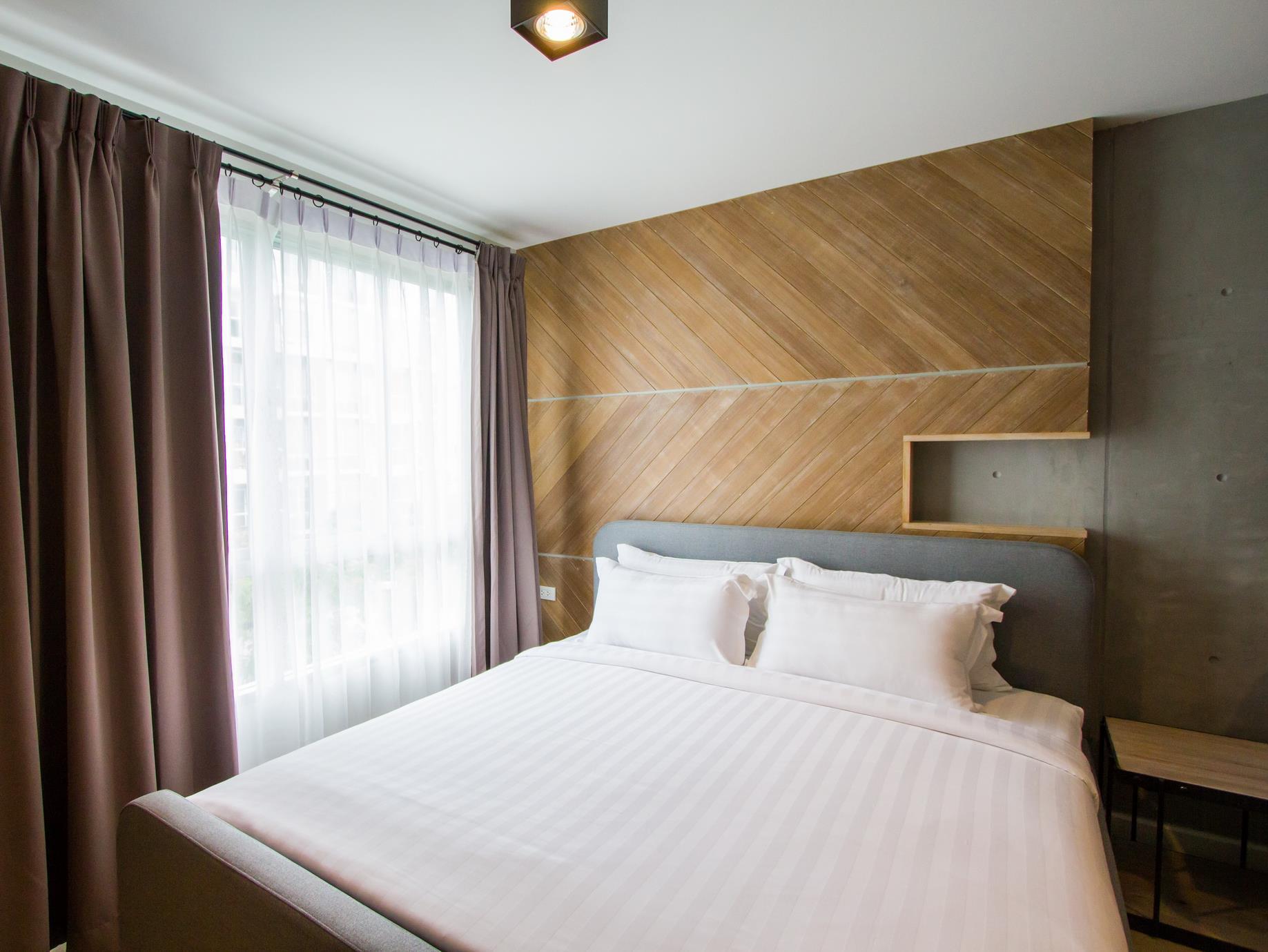 Baan Peang Ploen by Stone Head Hua Hin