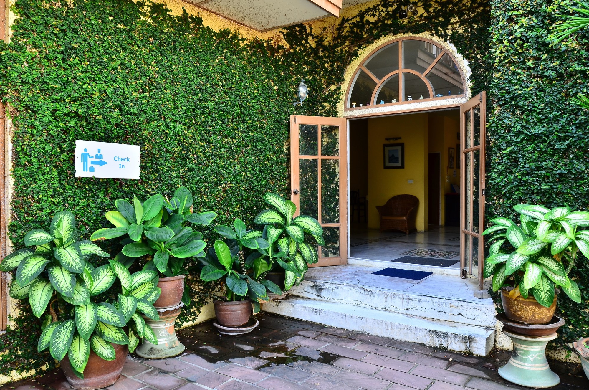 Baan Rajdamnern Hua Hin