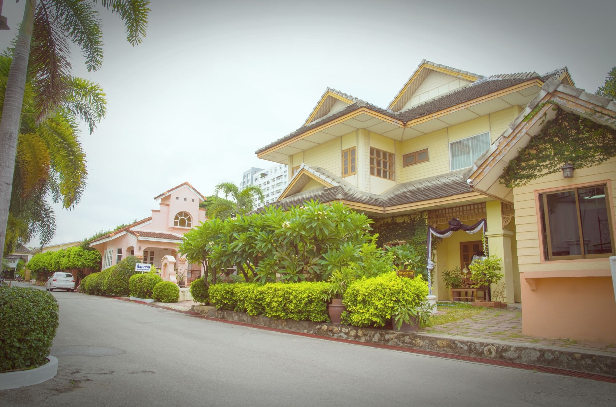 Baan Rajdamnern Hua Hin