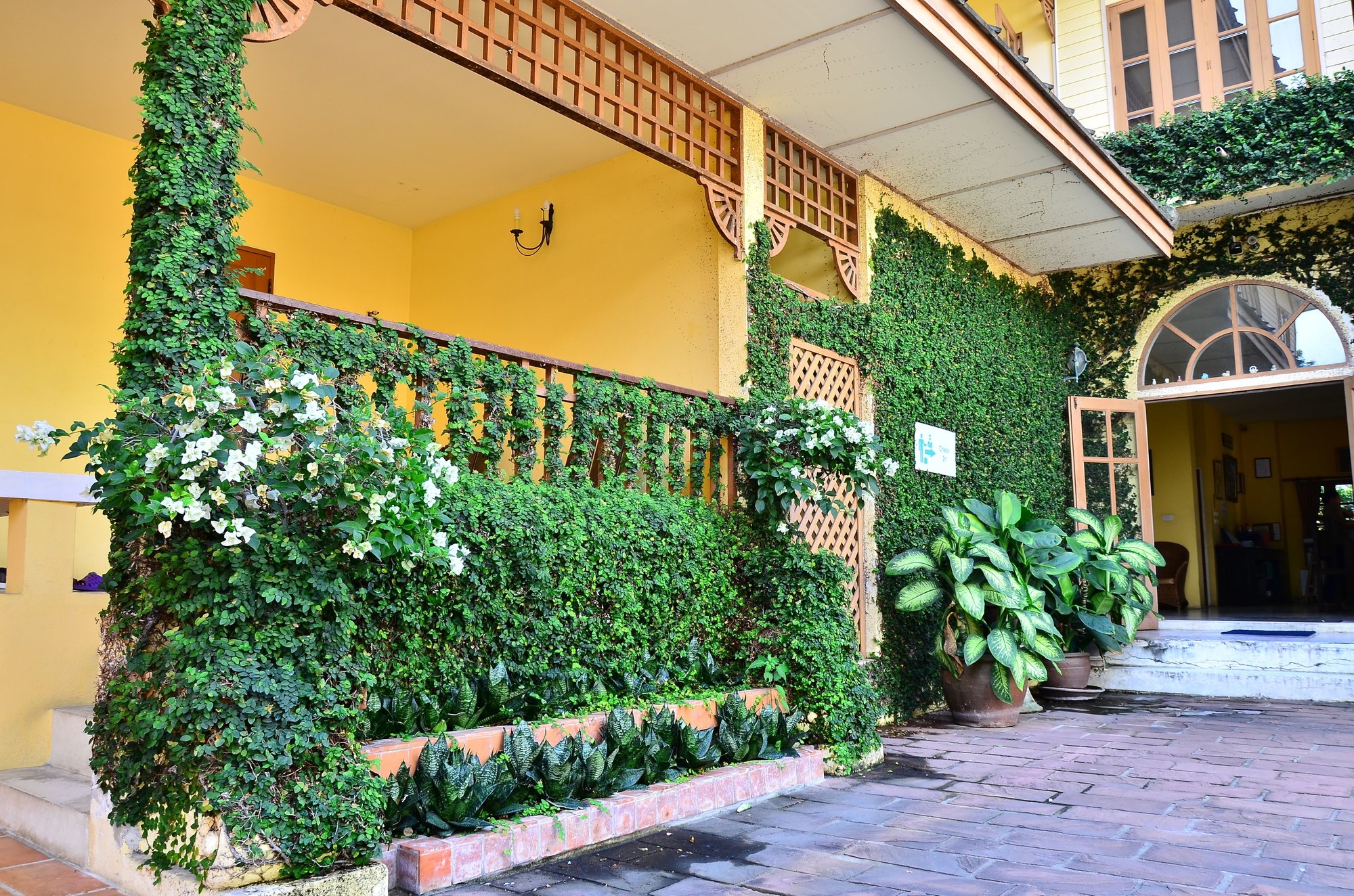 Baan Rajdamnern Hua Hin