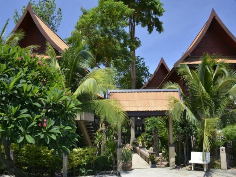 Baan Salathai Huahin