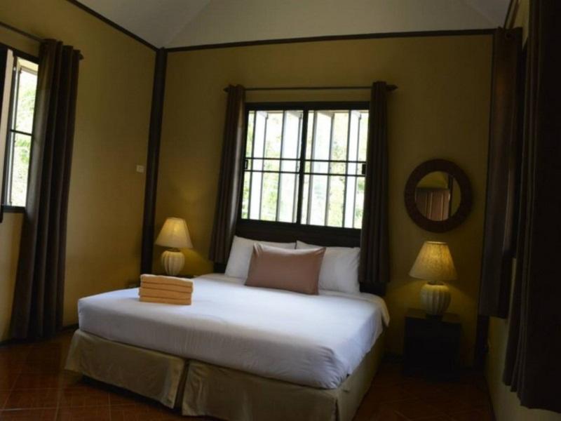 Baan Salathai Huahin
