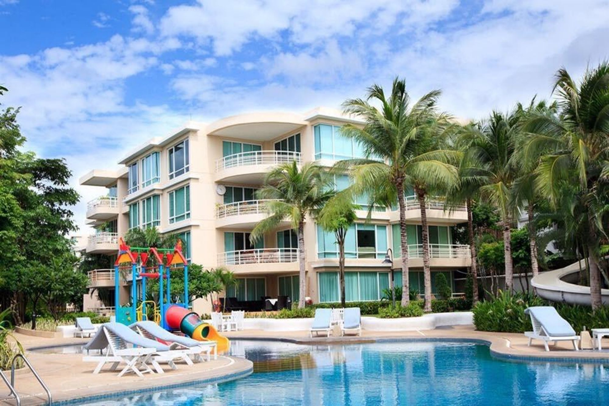 Baan Sanploen