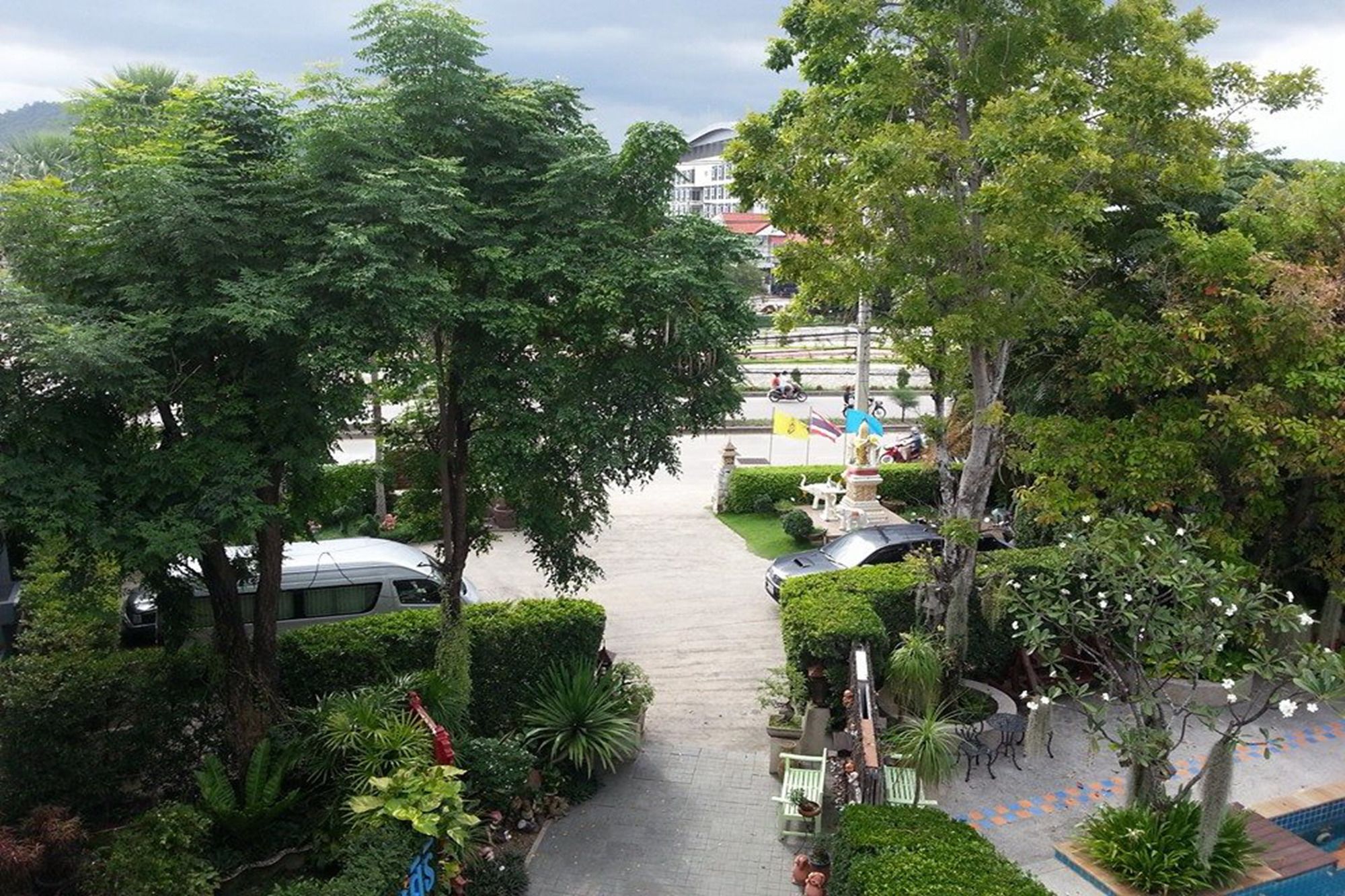 Baan Suksiri Hotel
