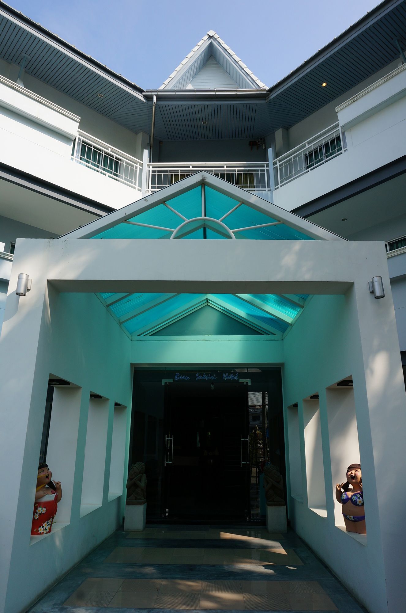 Baan Suksiri Hotel