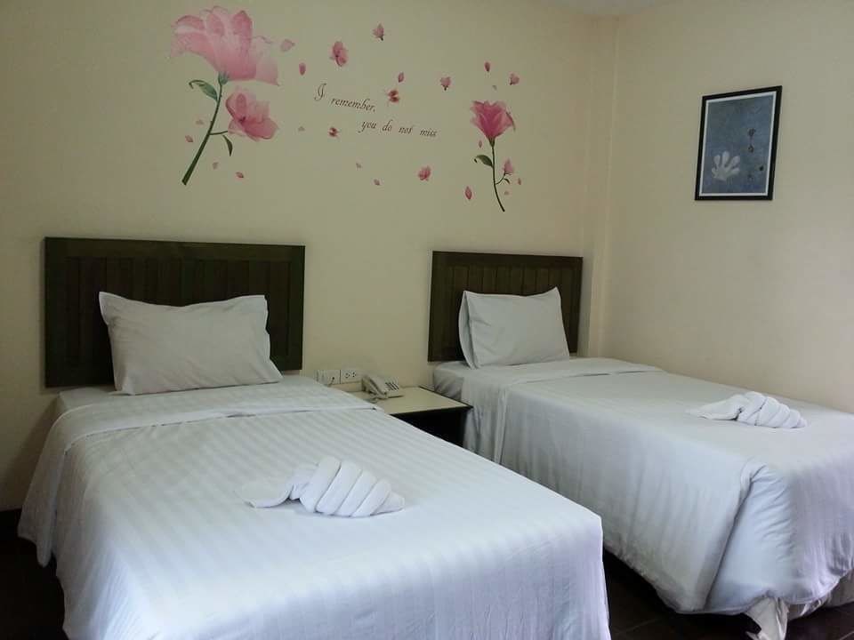 Baan Suksiri Hotel