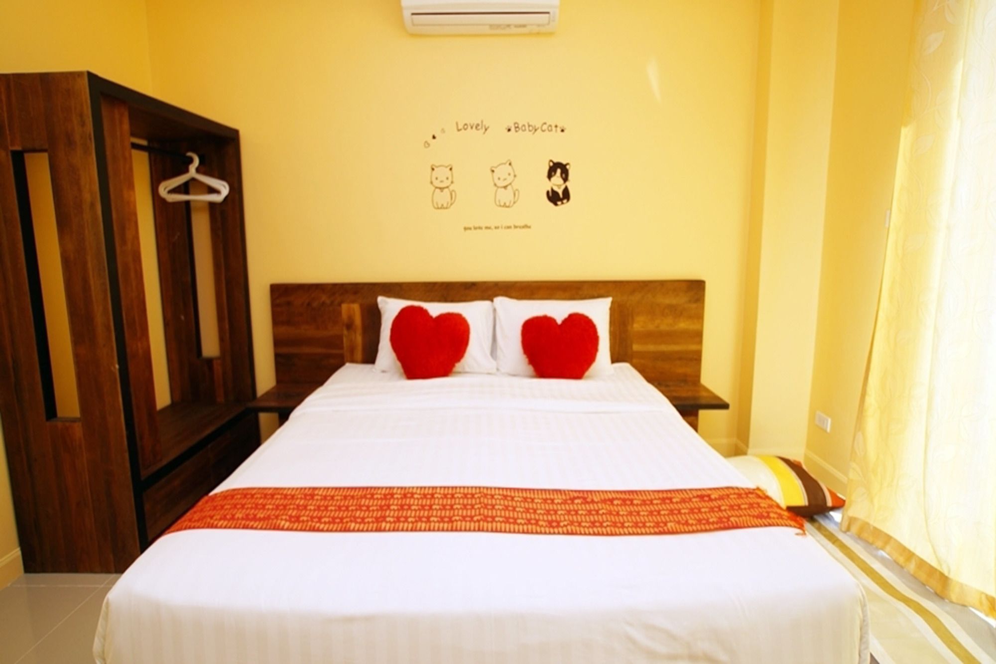 Baan Tachcha Pool Villa