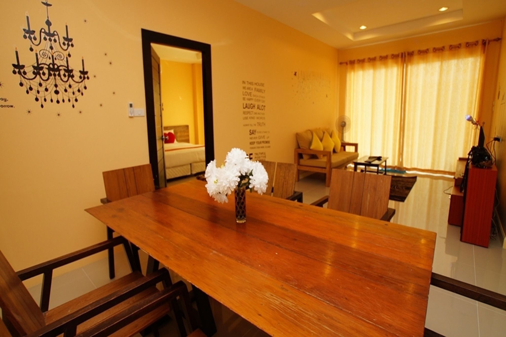 Baan Tachcha Pool Villa