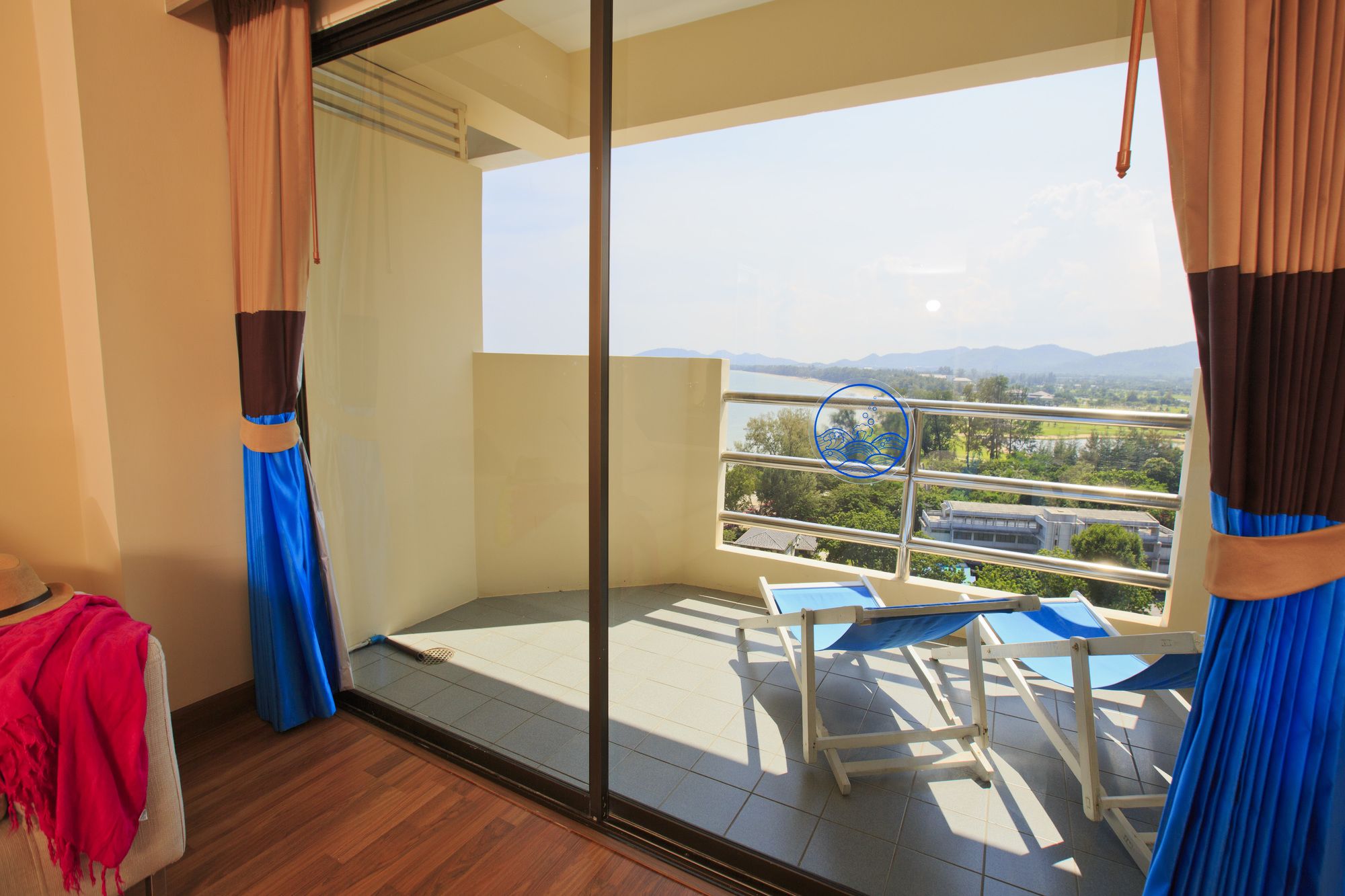 Blue Wave Hotel Hua Hin