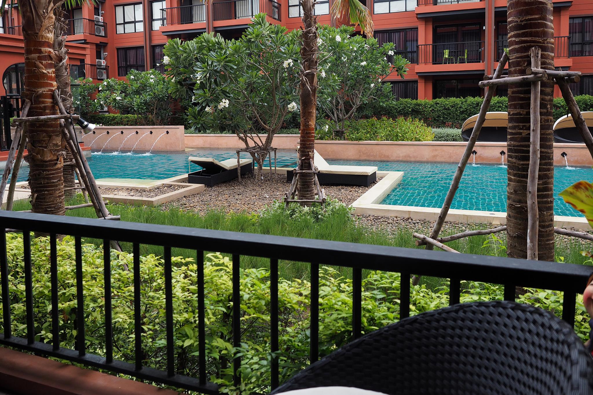 Bluroc Huahin Condo By Pat