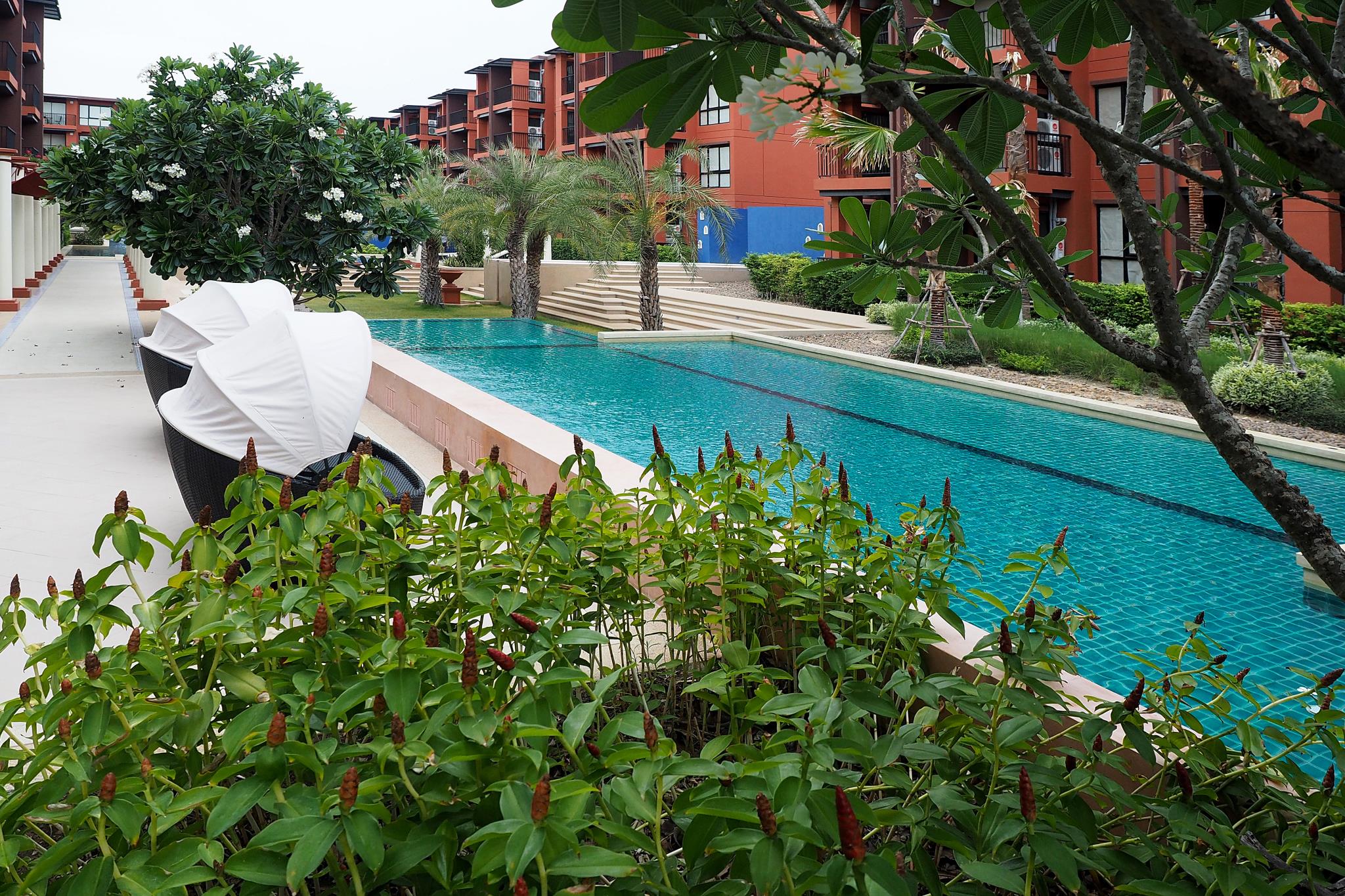 Bluroc Huahin Condo By Pat