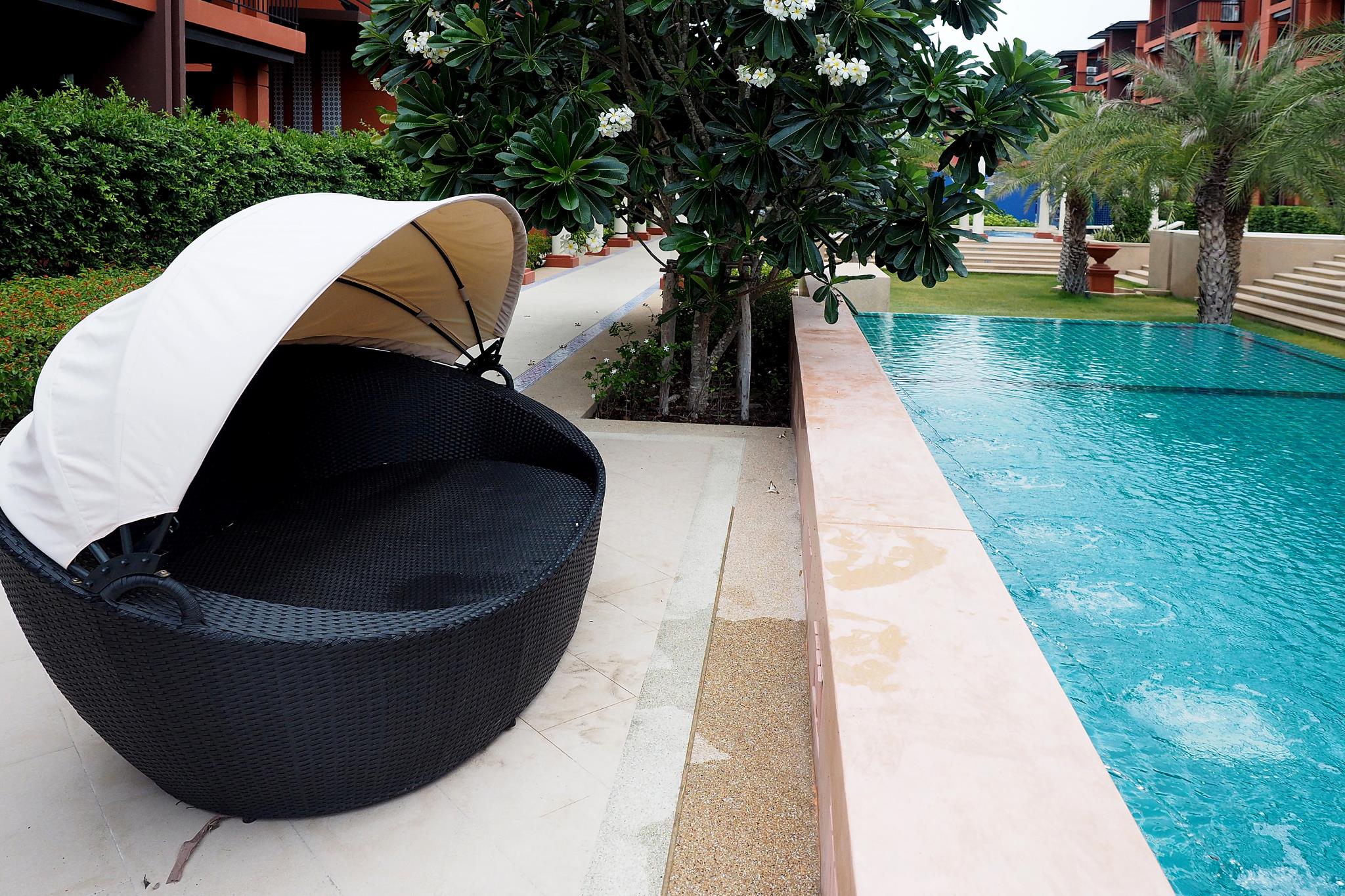 Bluroc Huahin Condo By Pat
