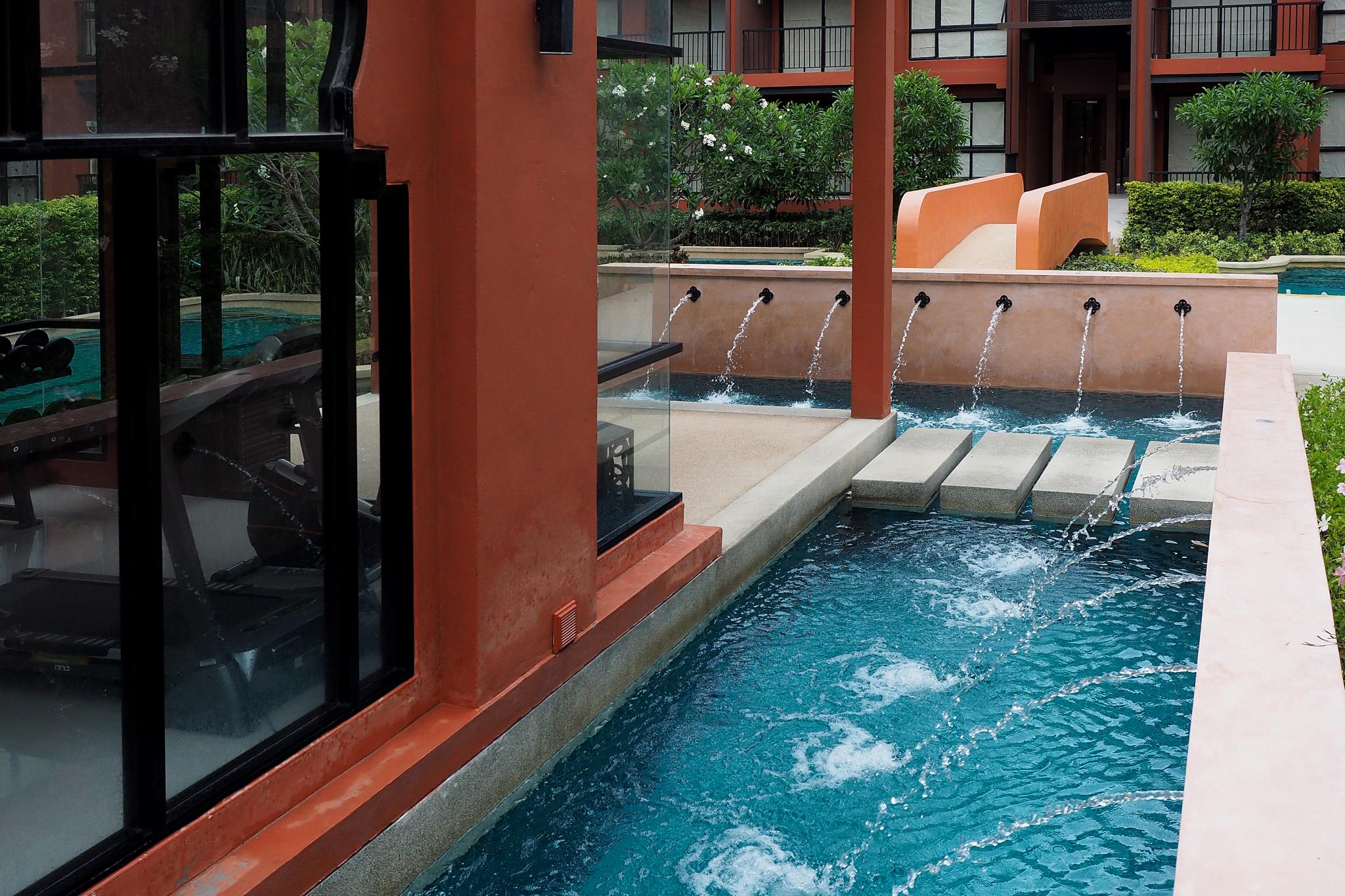 Bluroc Huahin Condo By Pat