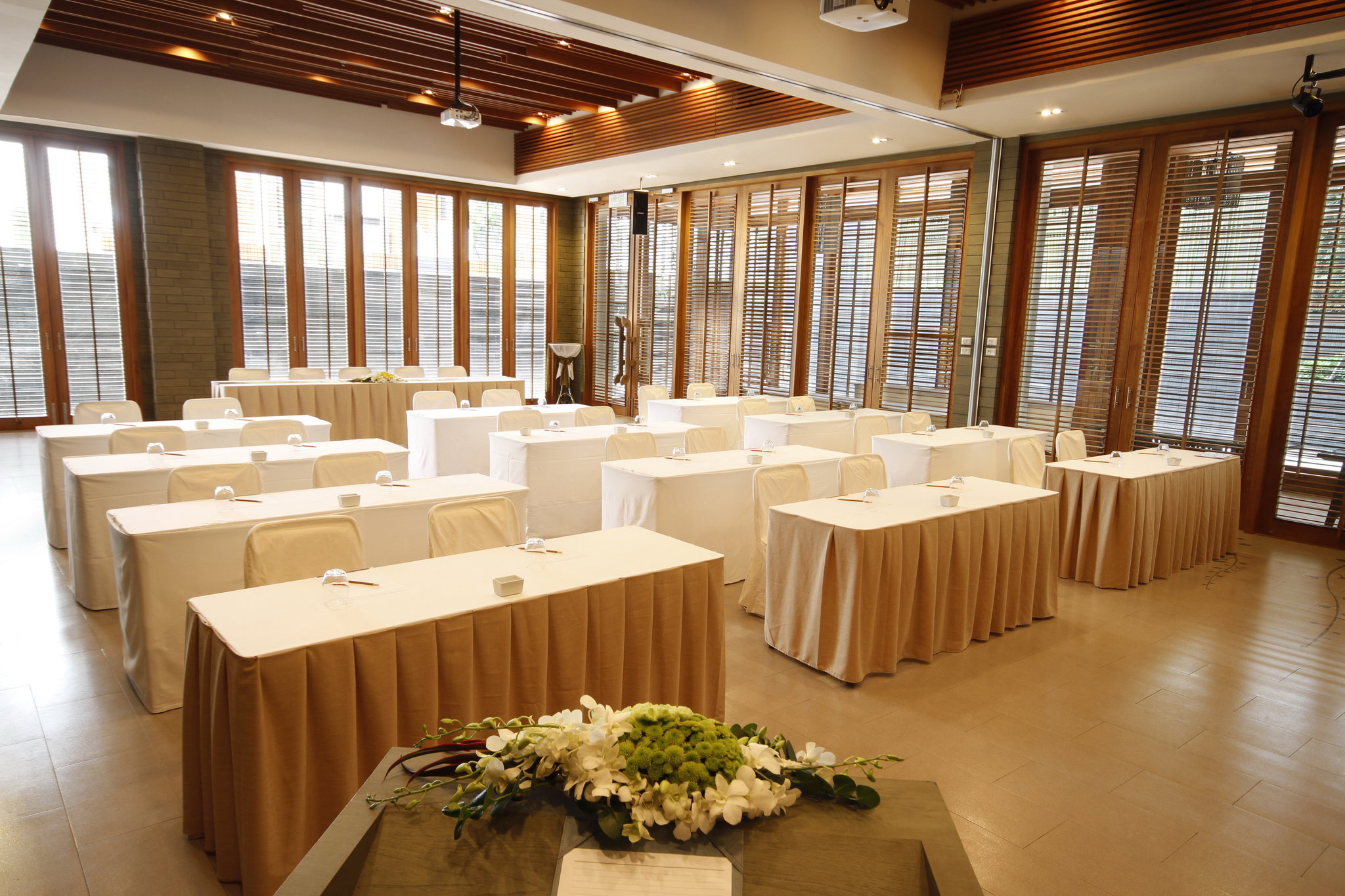 Cape Nidhra Hotel