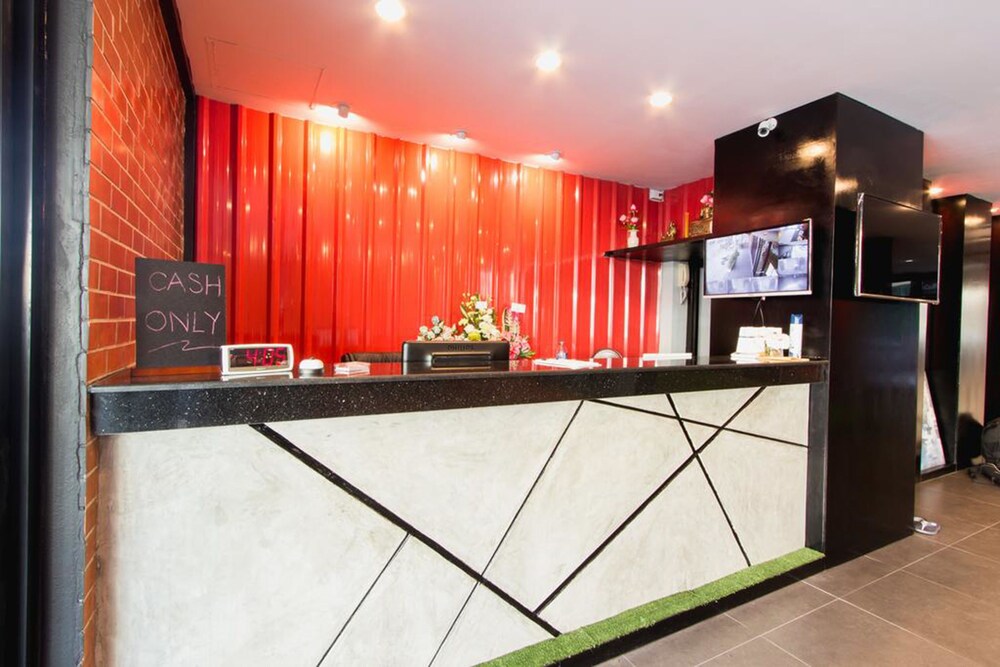 Coconut Budget & Boutique Huahin