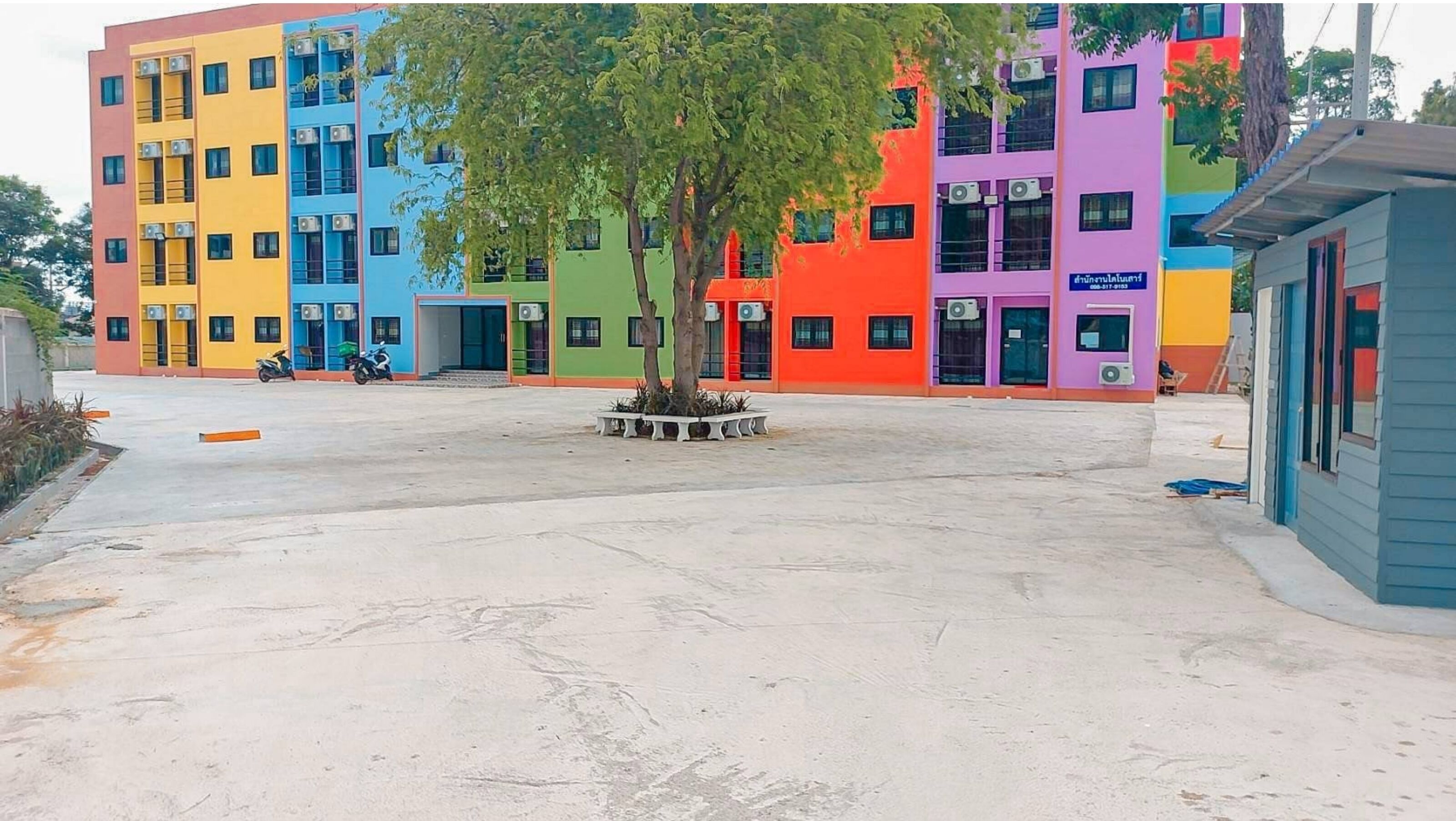 Dinosaur Apartment by OYO