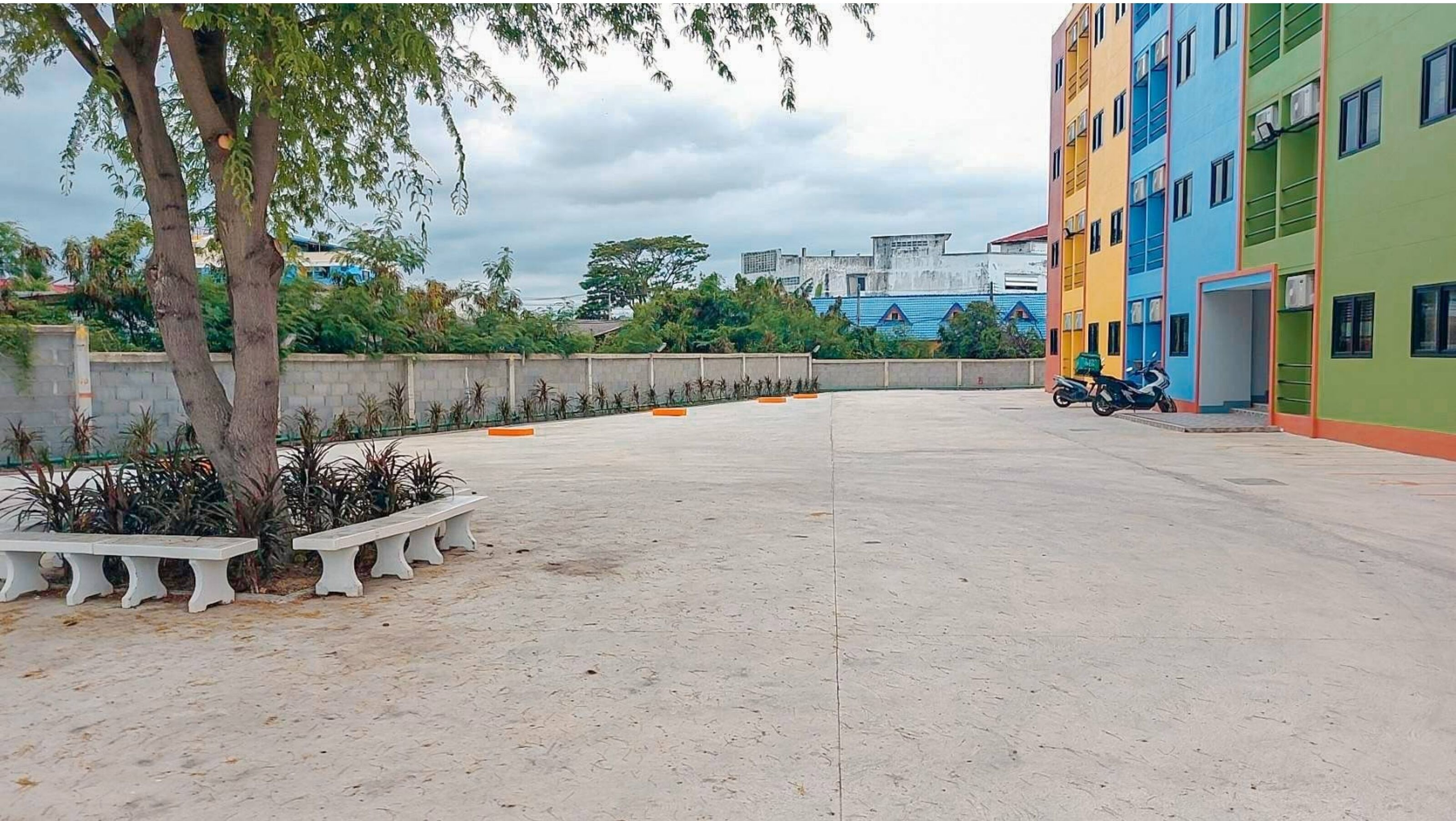 Dinosaur Apartment by OYO