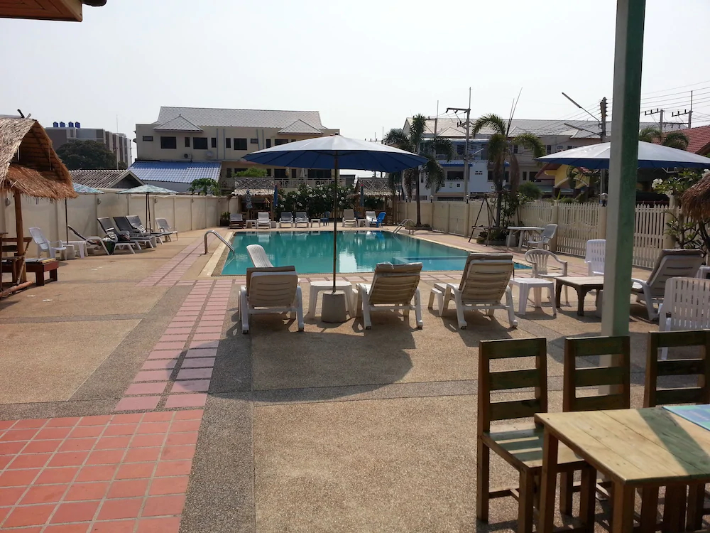 Donkey's Rest Hotel