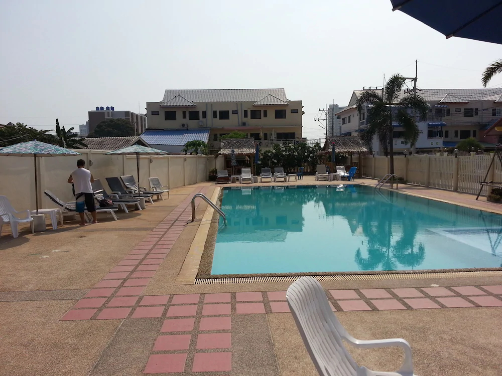 Donkey's Rest Hotel