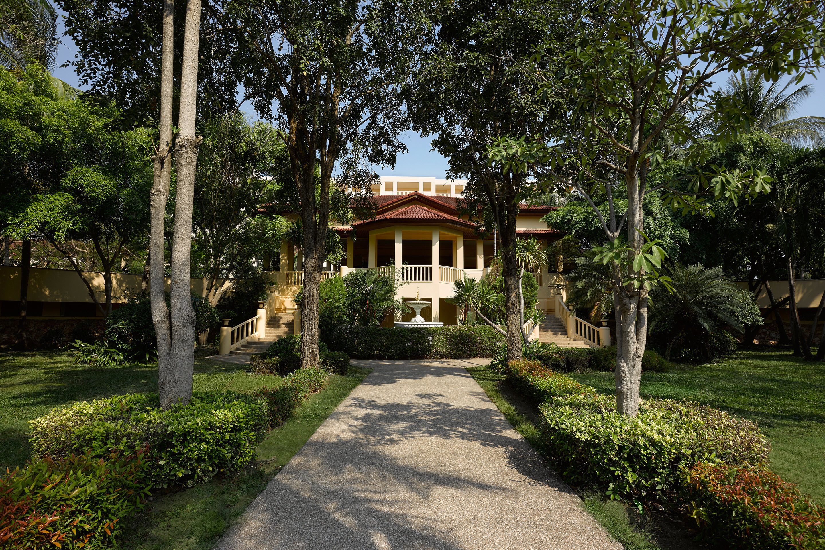 Dusit Thani Hua Hin