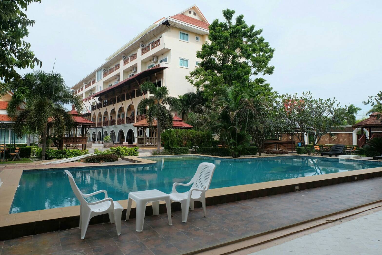 H2 Hua Hin Residence