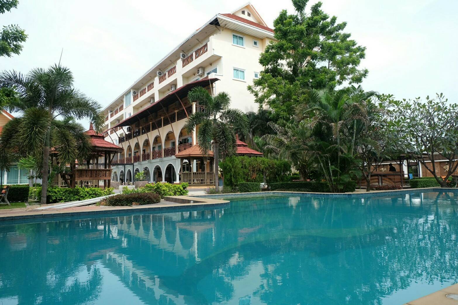H2 Hua Hin Residence