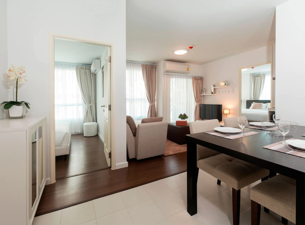 First Choice Suites