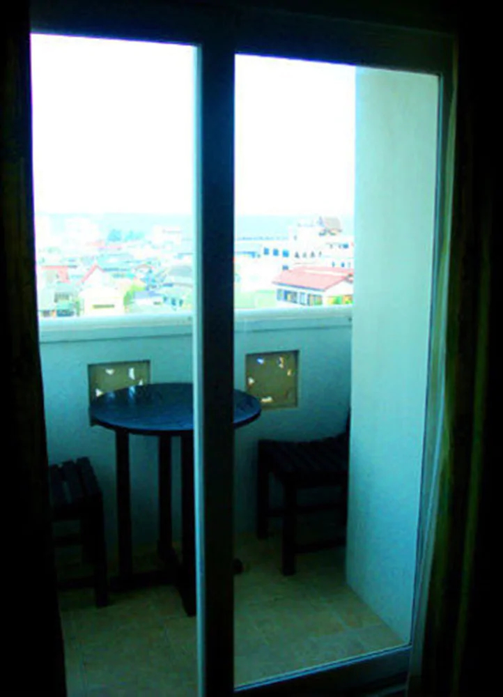 Fresh Inn Hotel