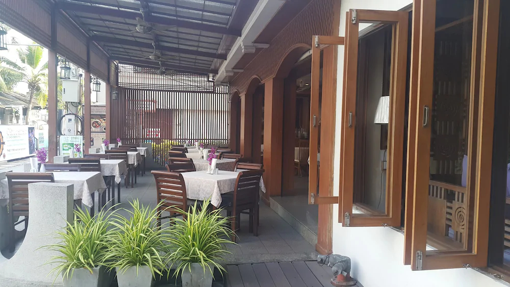 Fresh Inn Hotel