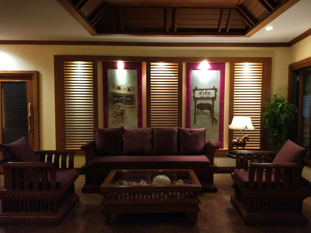 Fresh Inn Hotel
