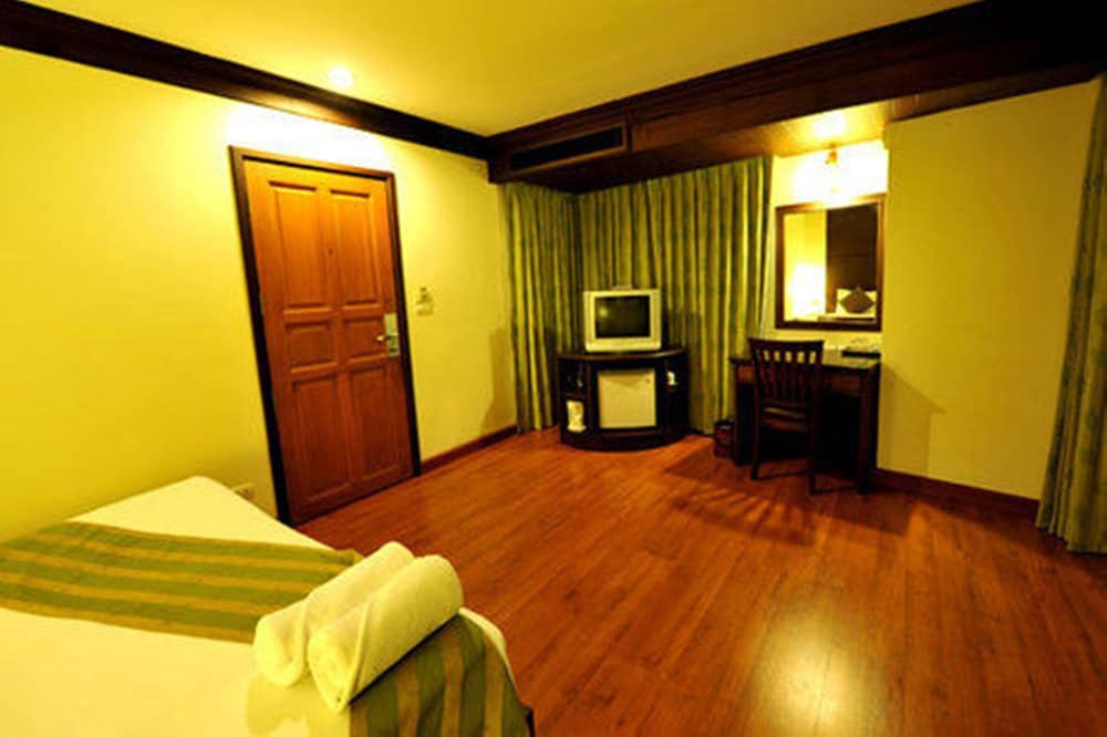 Fresh Inn Hotel