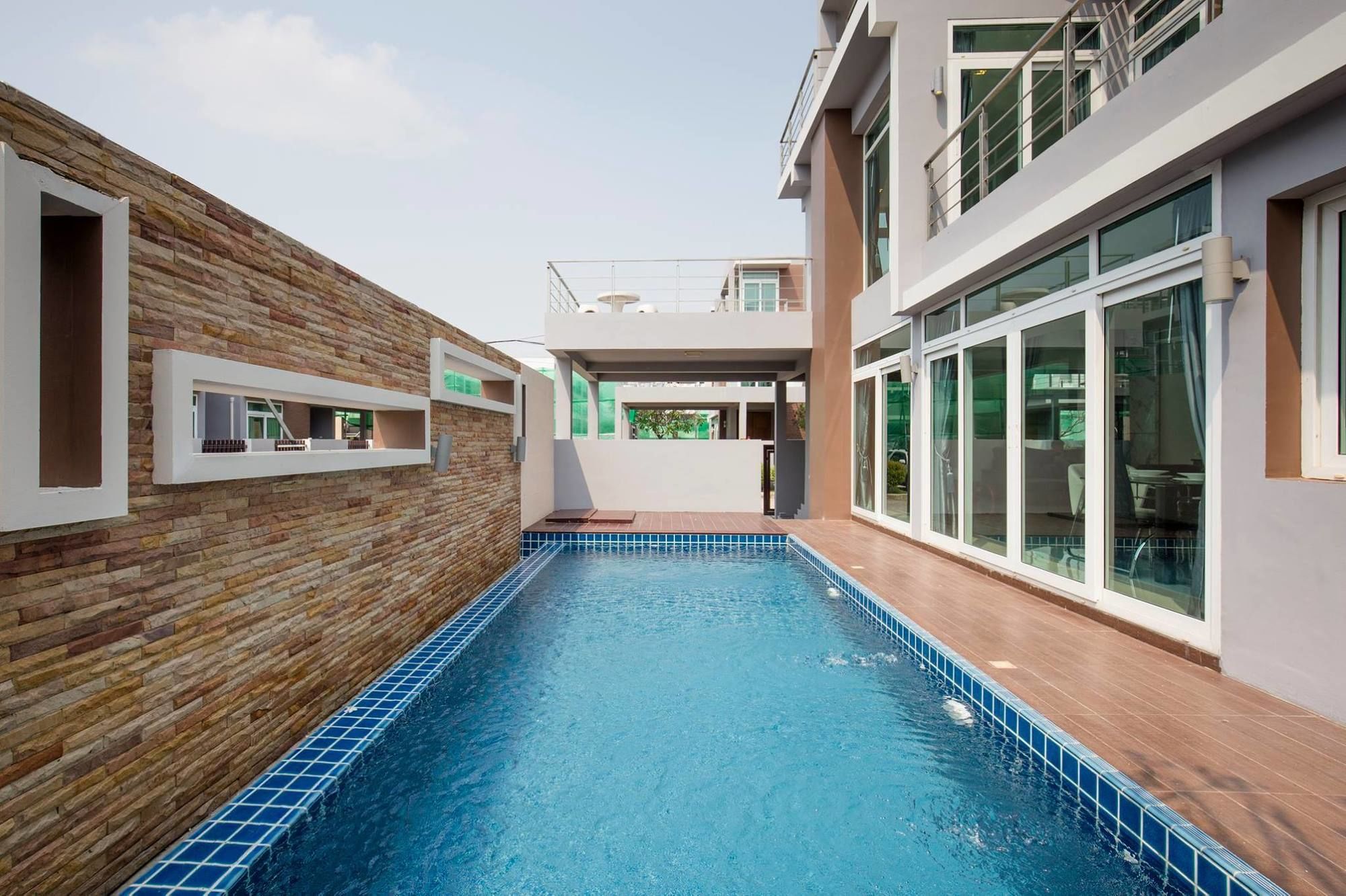 Golden Sea Pool Villa Hua Hin