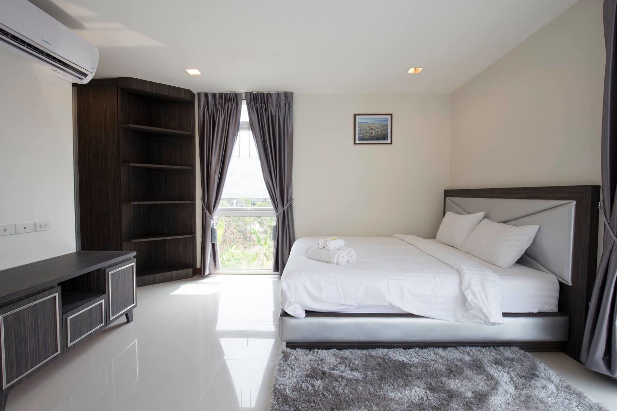 Golden Sea Pool Villa Hua Hin