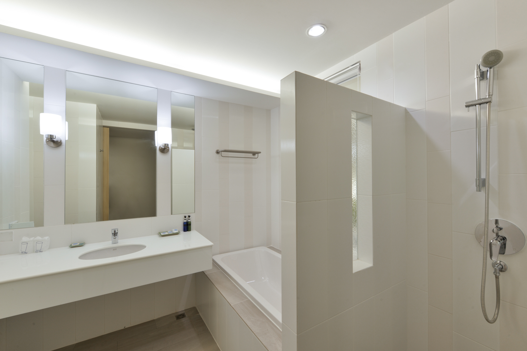 Hisea Huahin Hotel
