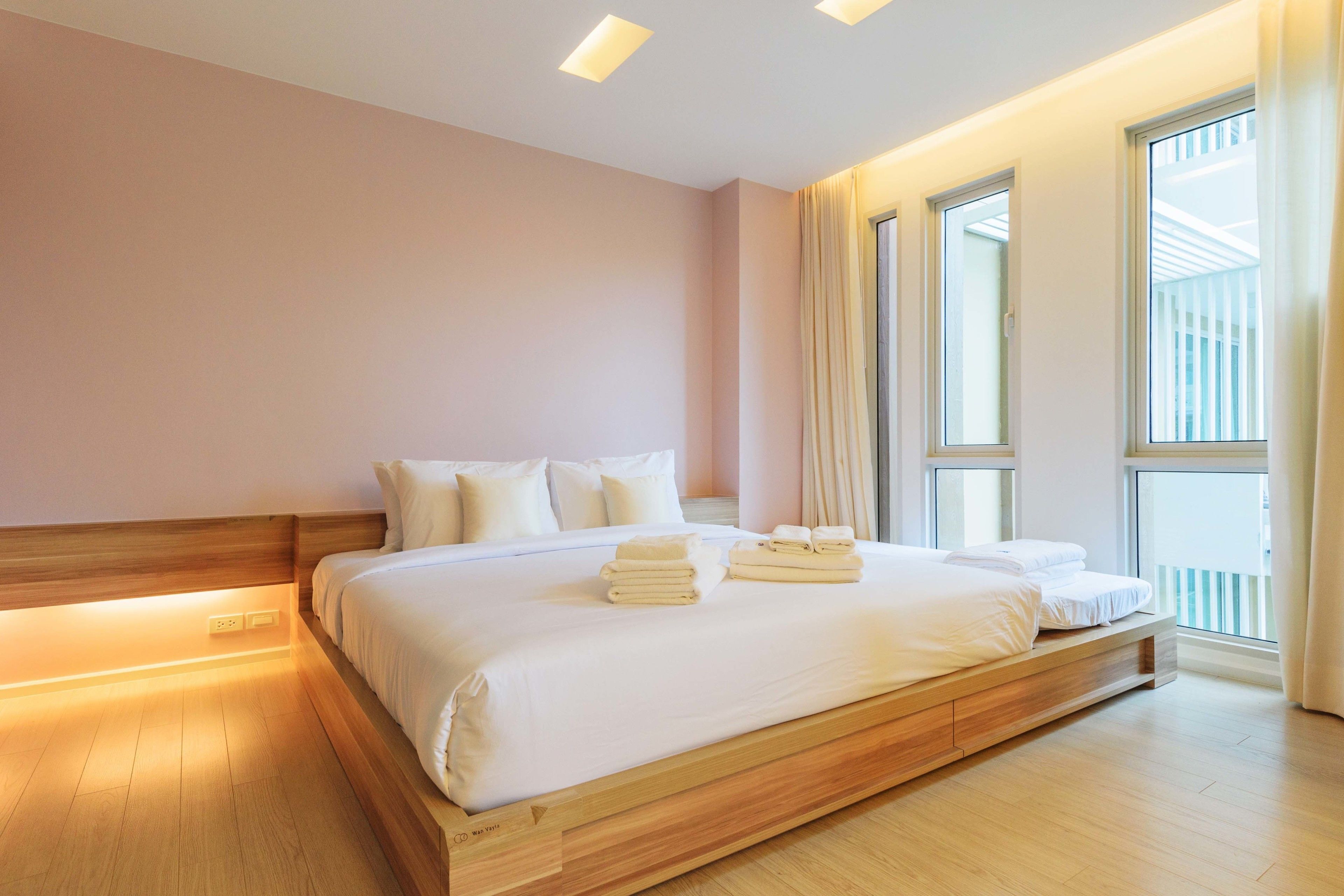 Huahin Beach Luxury Condominium
