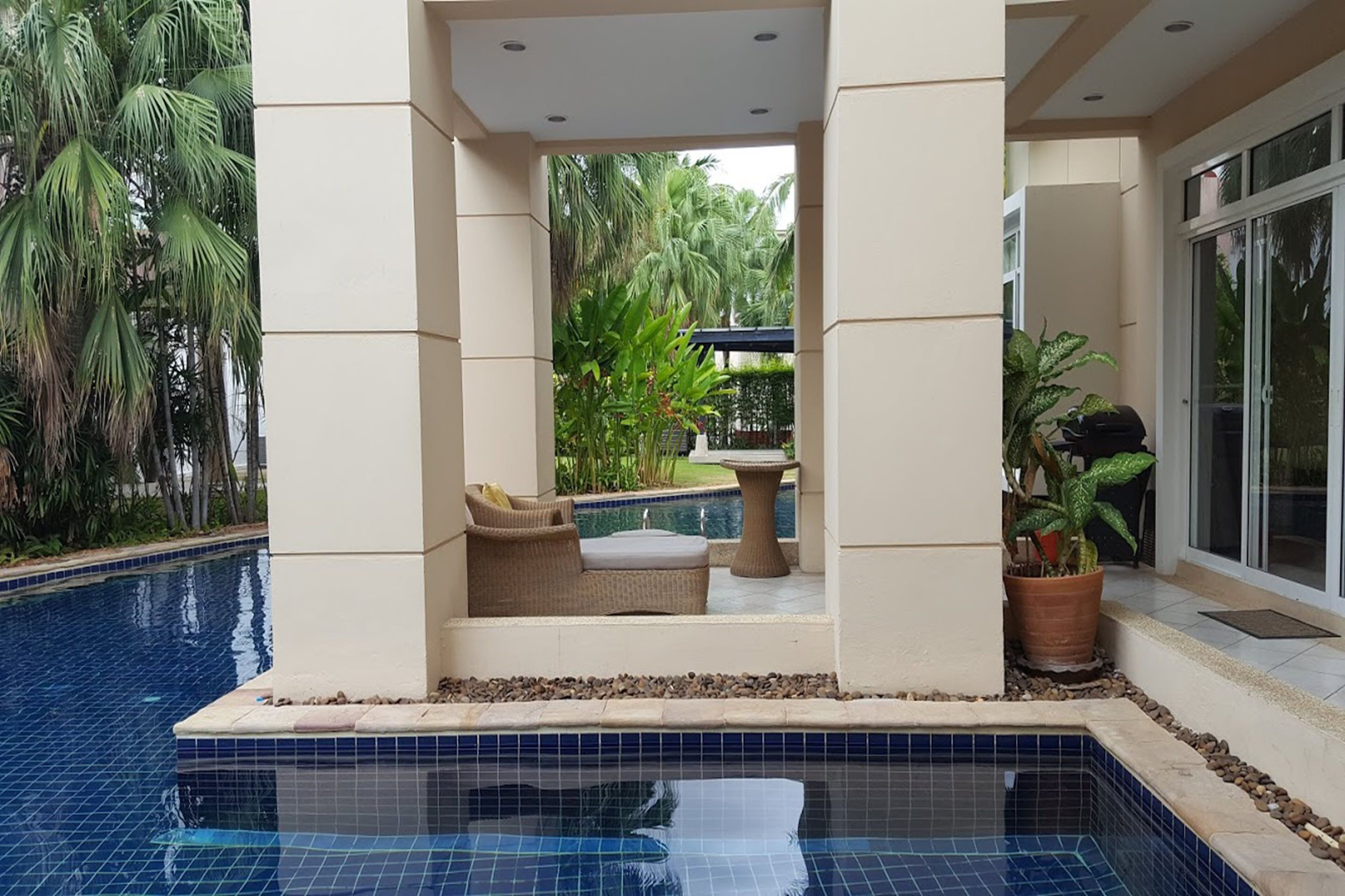 Hua Hin Blue Lagoon Condotel