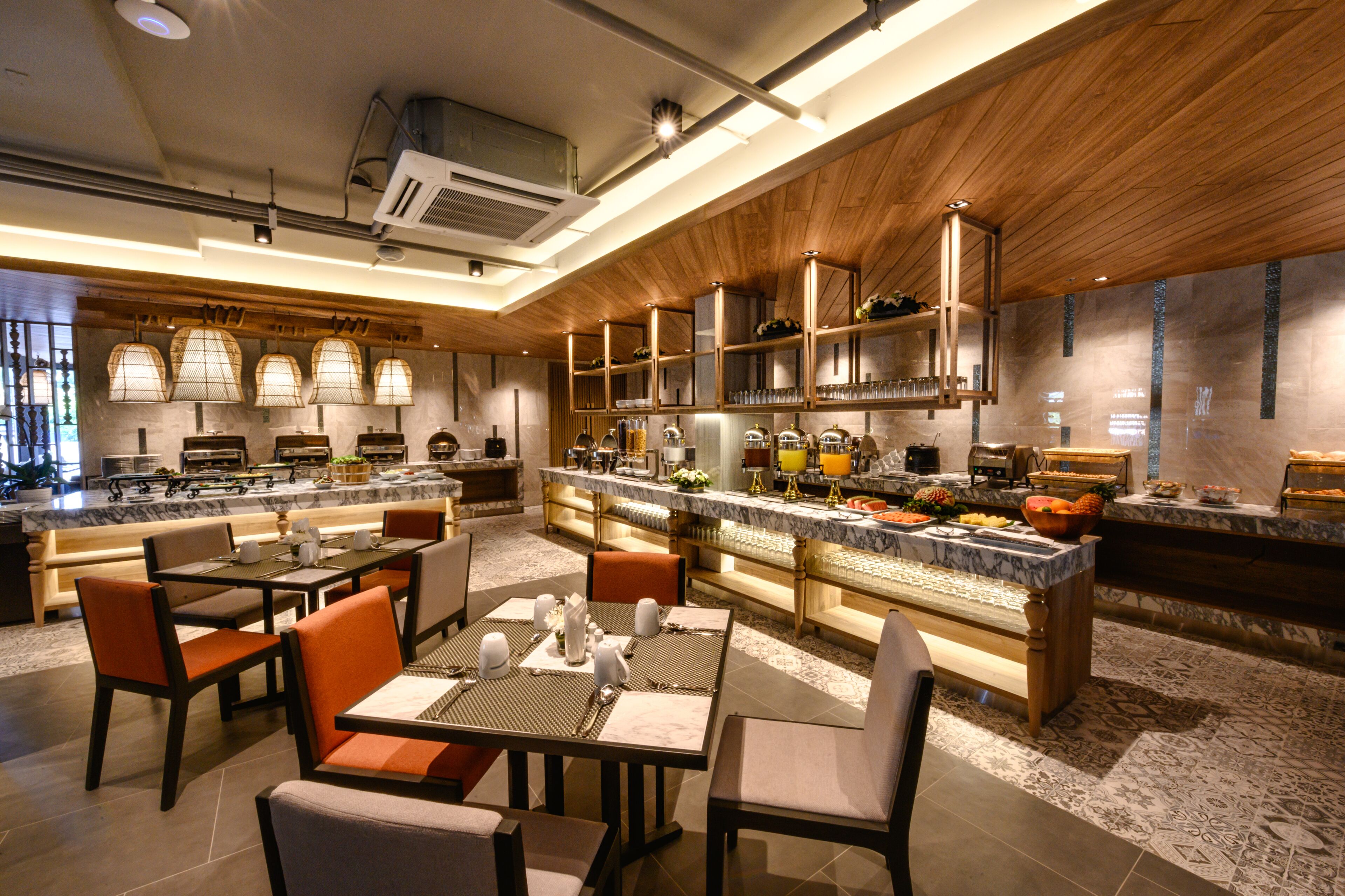 iSanook Hua Hin Resort & Suites