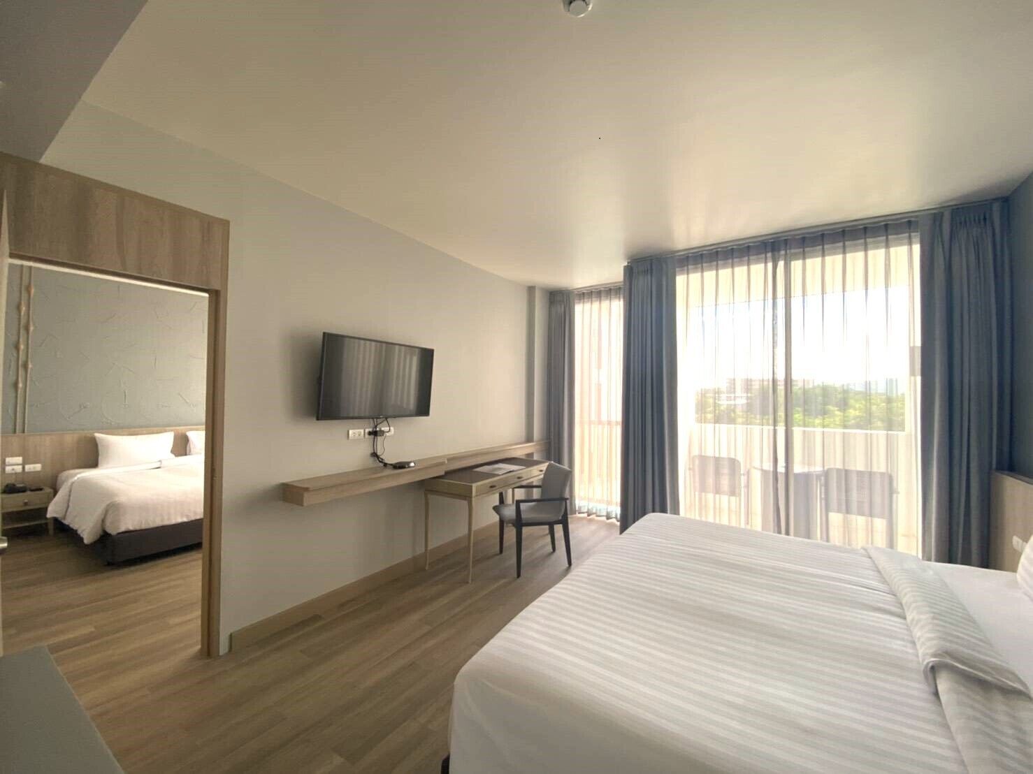 iSanook Hua Hin Resort & Suites