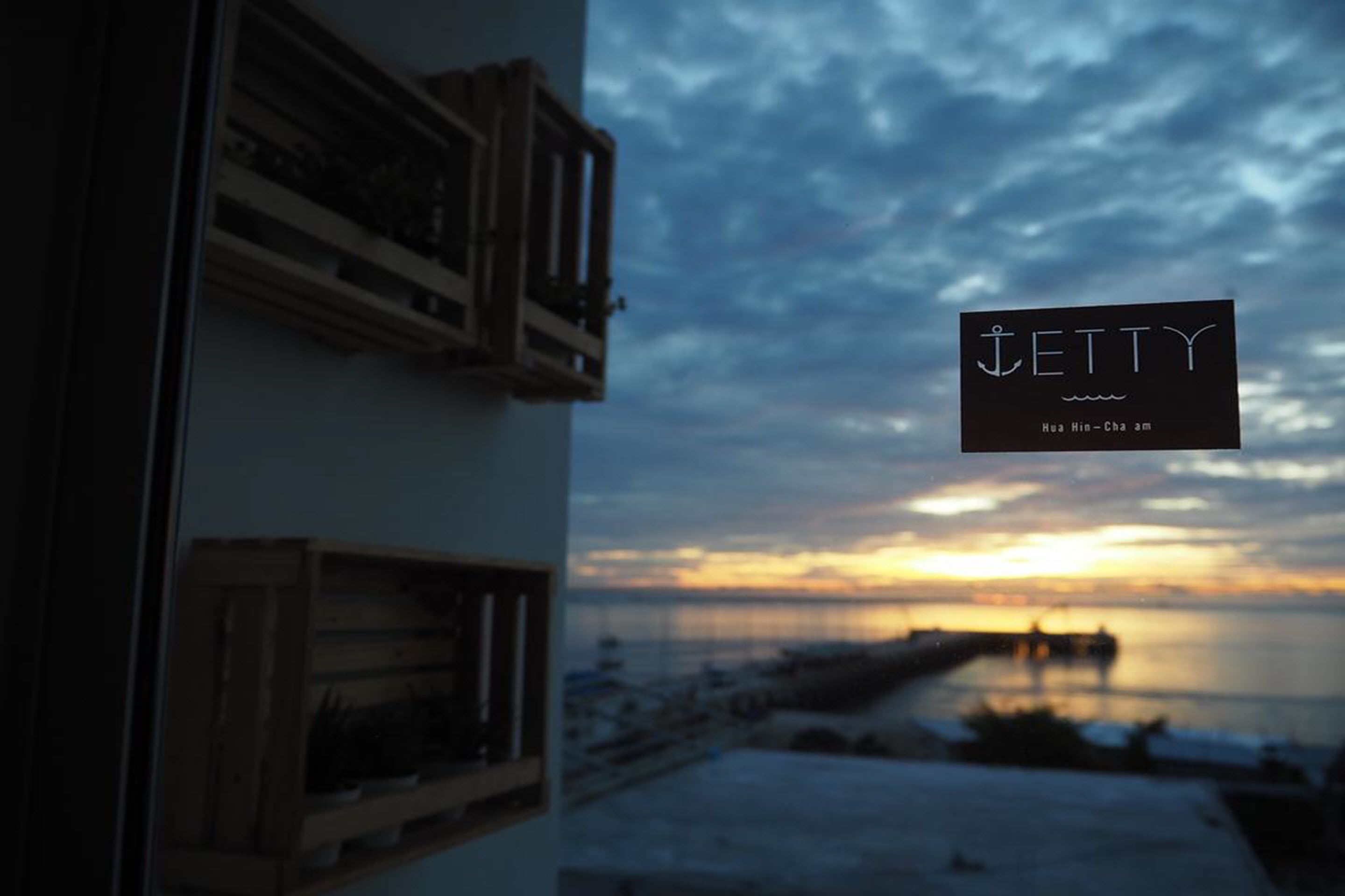 Jetty Huahin Hostel