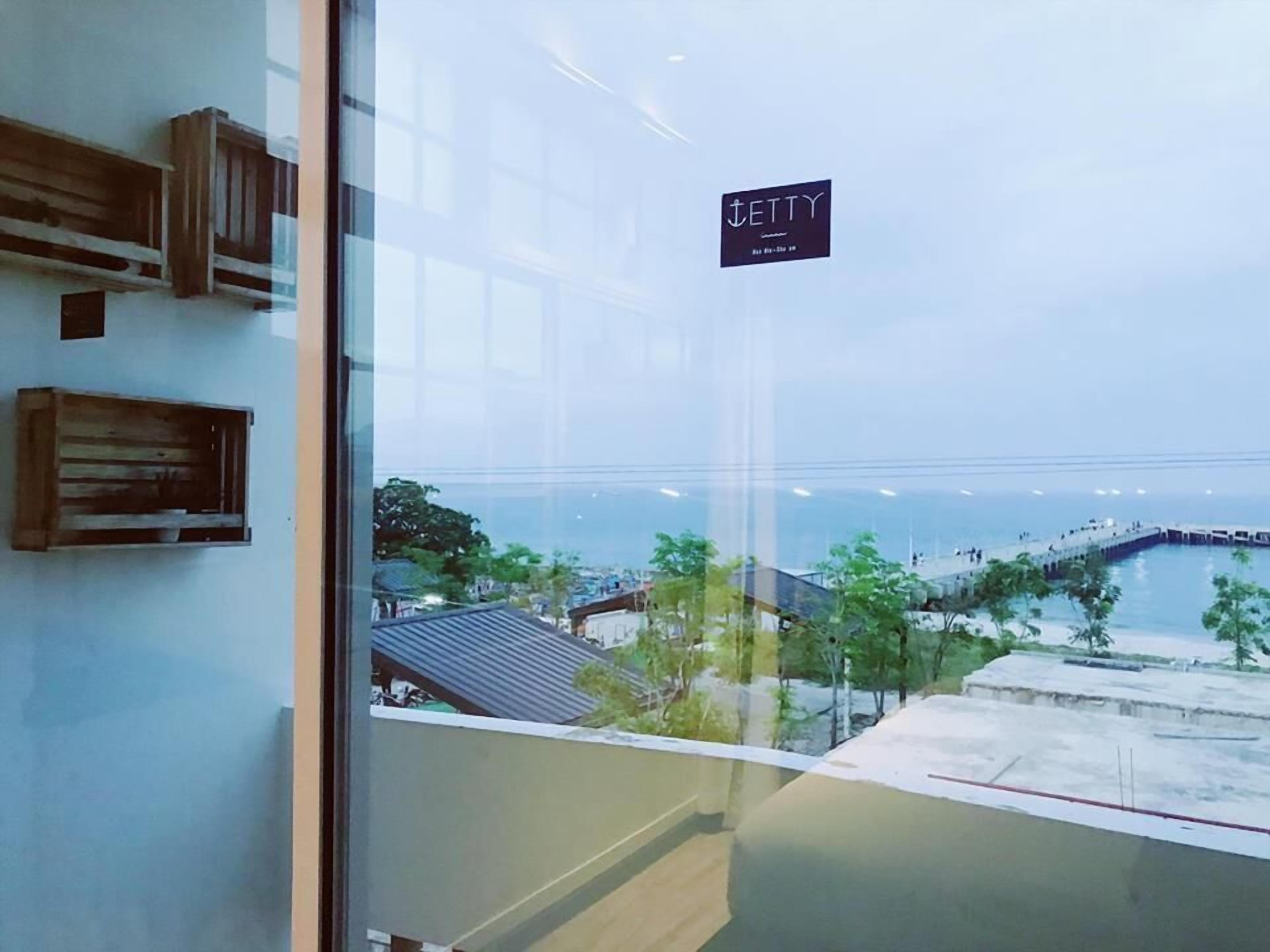 Jetty Huahin Hostel