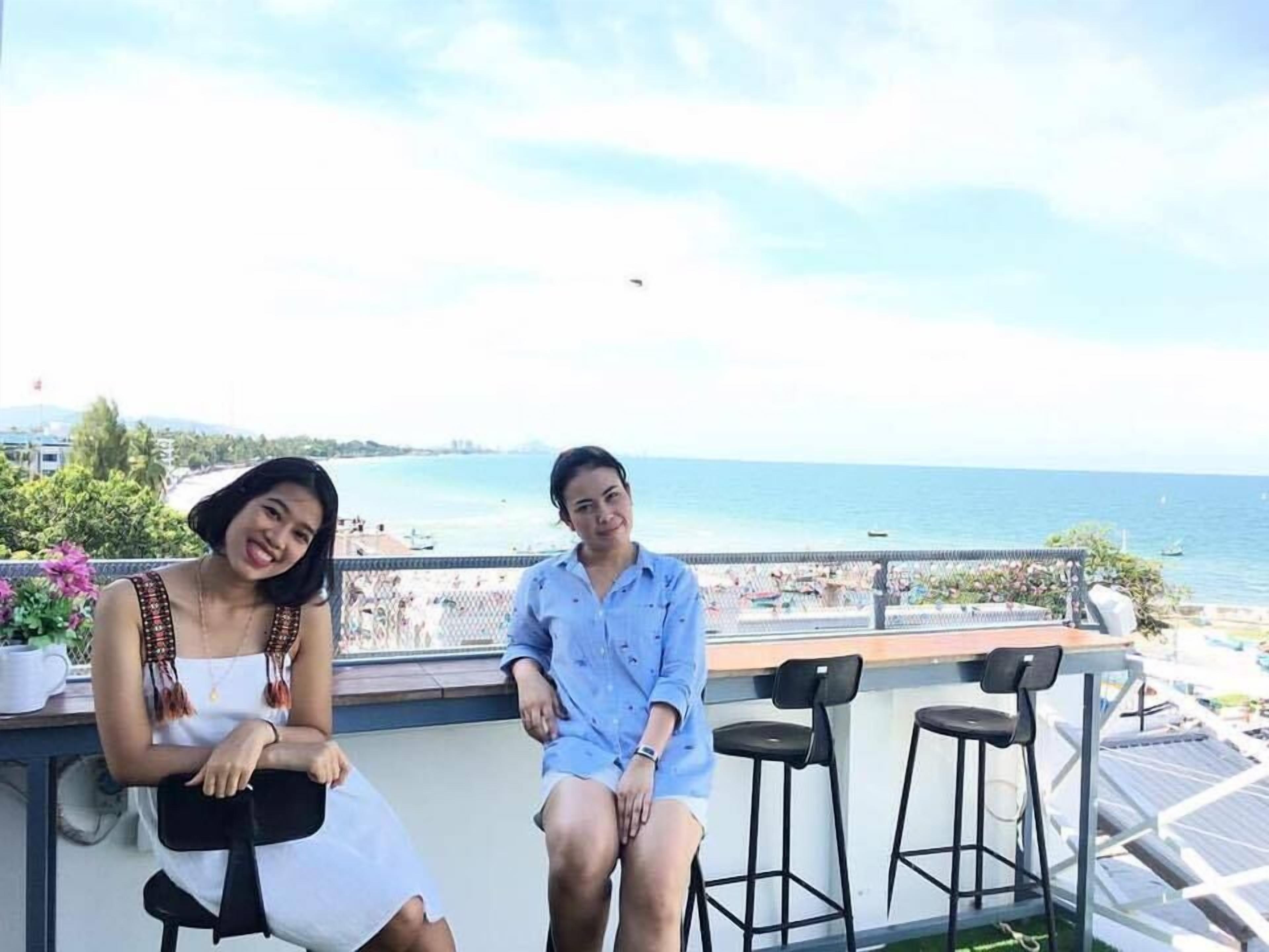 Jetty Huahin Hostel