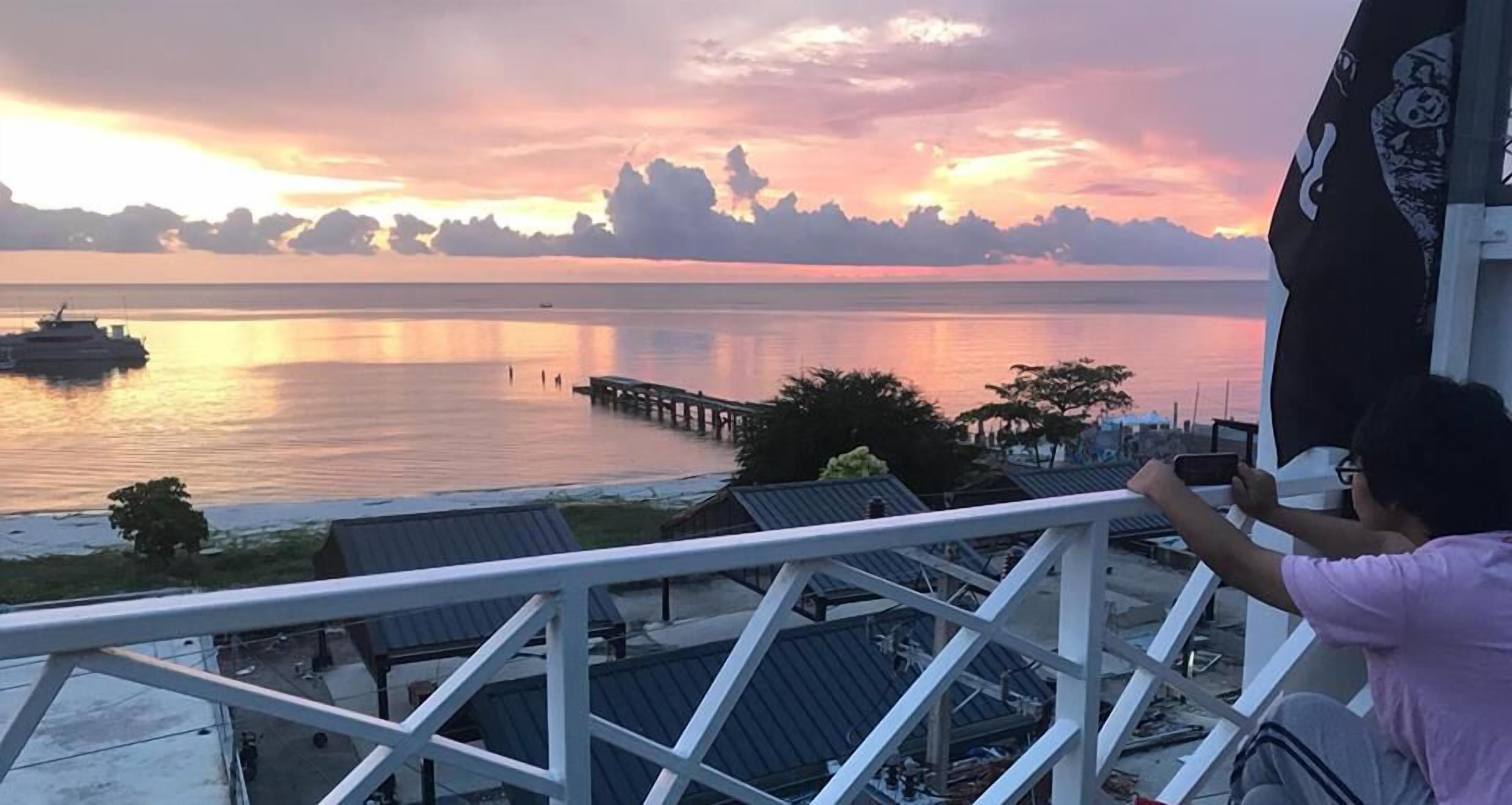 Jetty Huahin Hostel