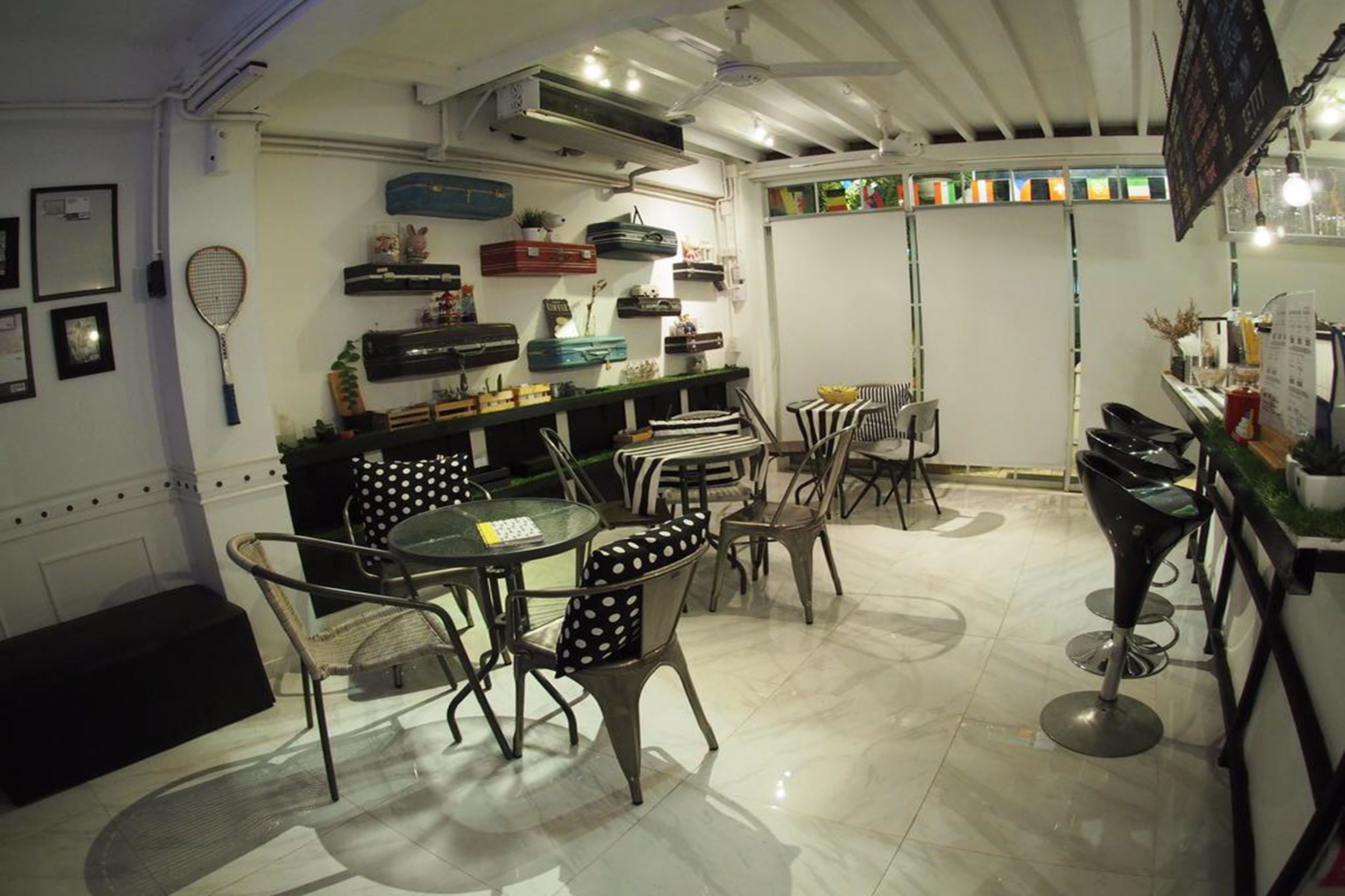 Jetty Huahin Hostel