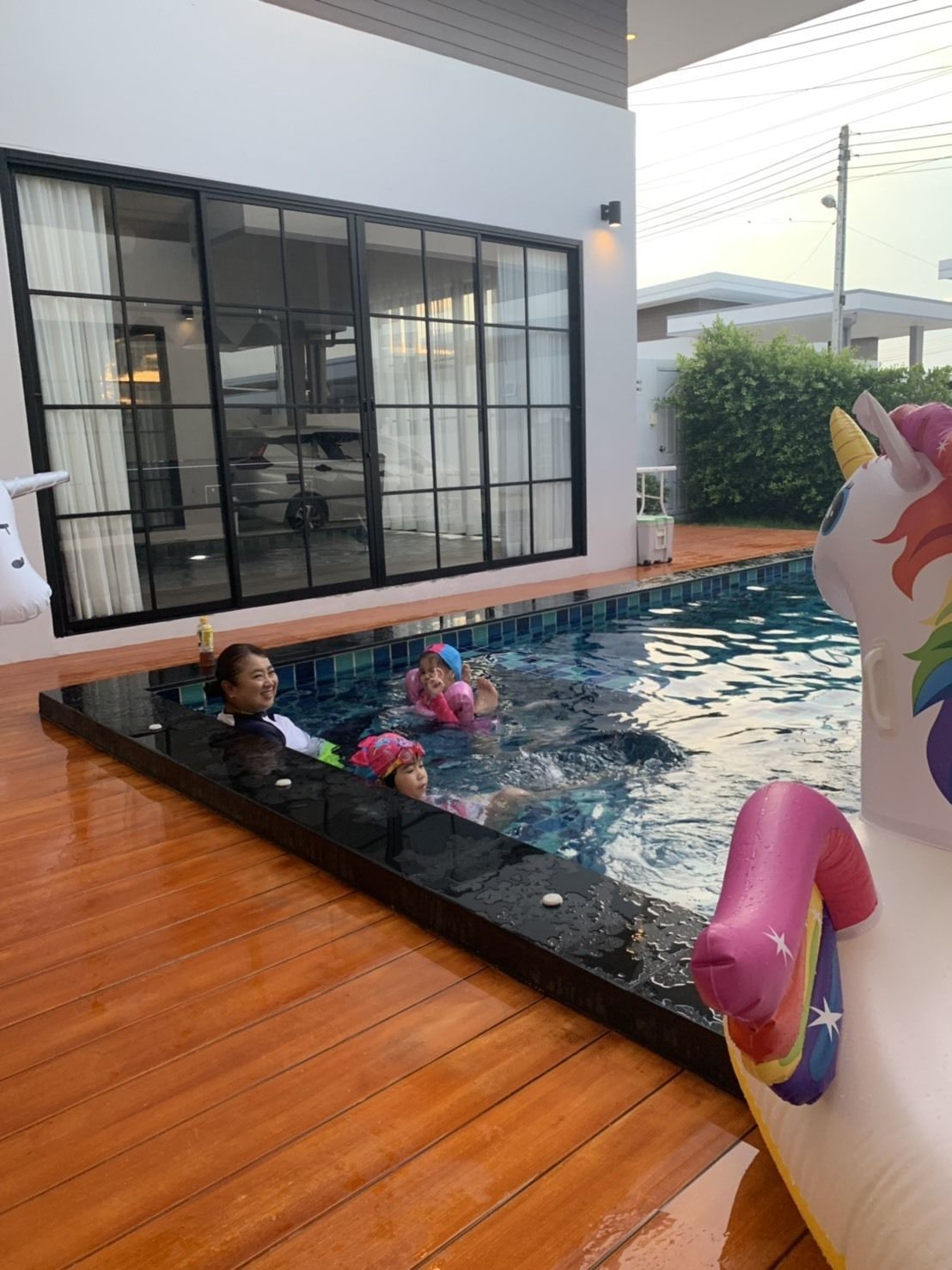 J Pool Villa Huahin