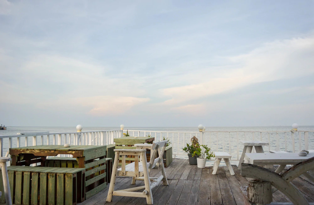 Karoon Hut Guesthouse