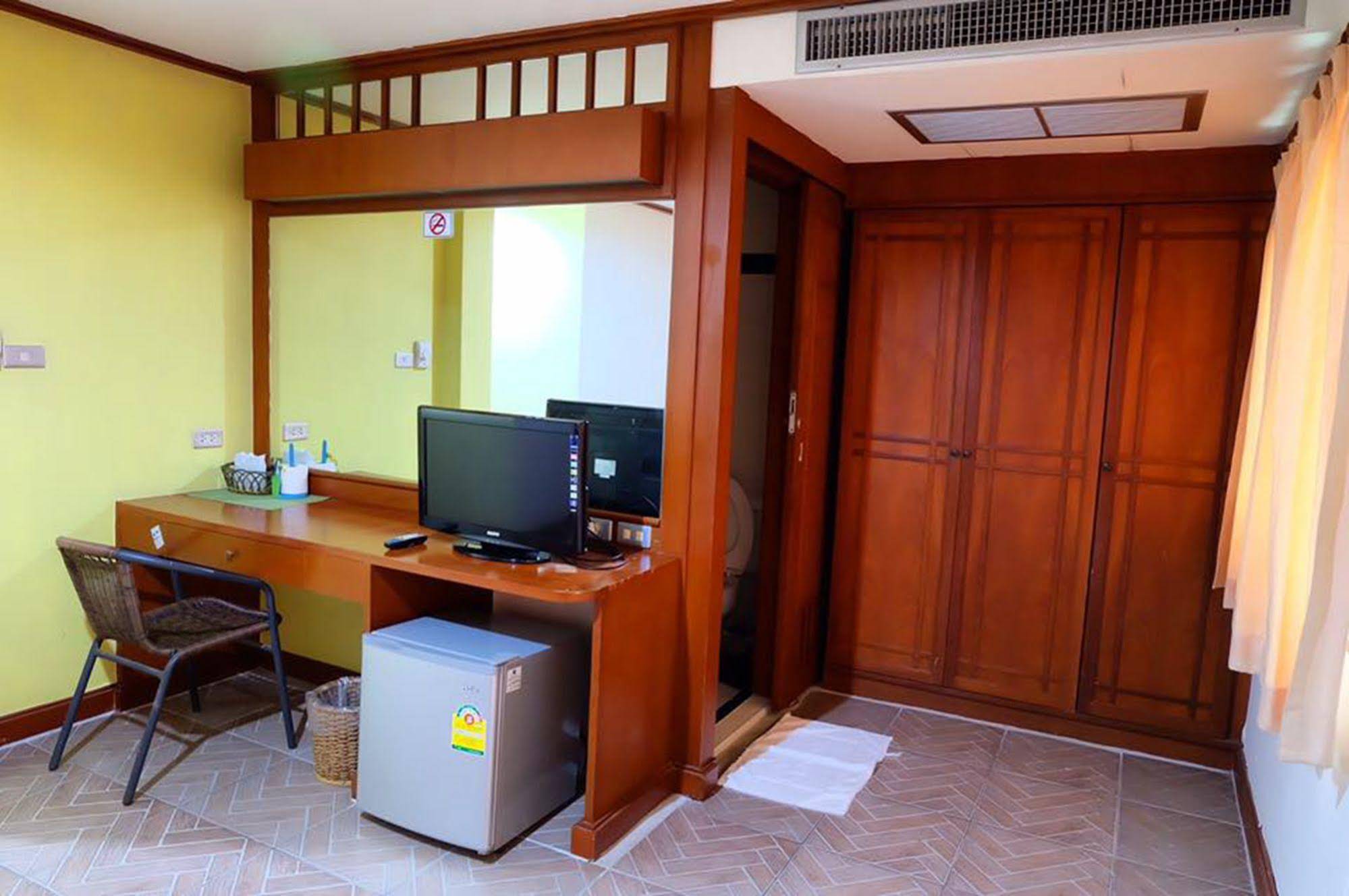 Lalala Hotel Hua Hin