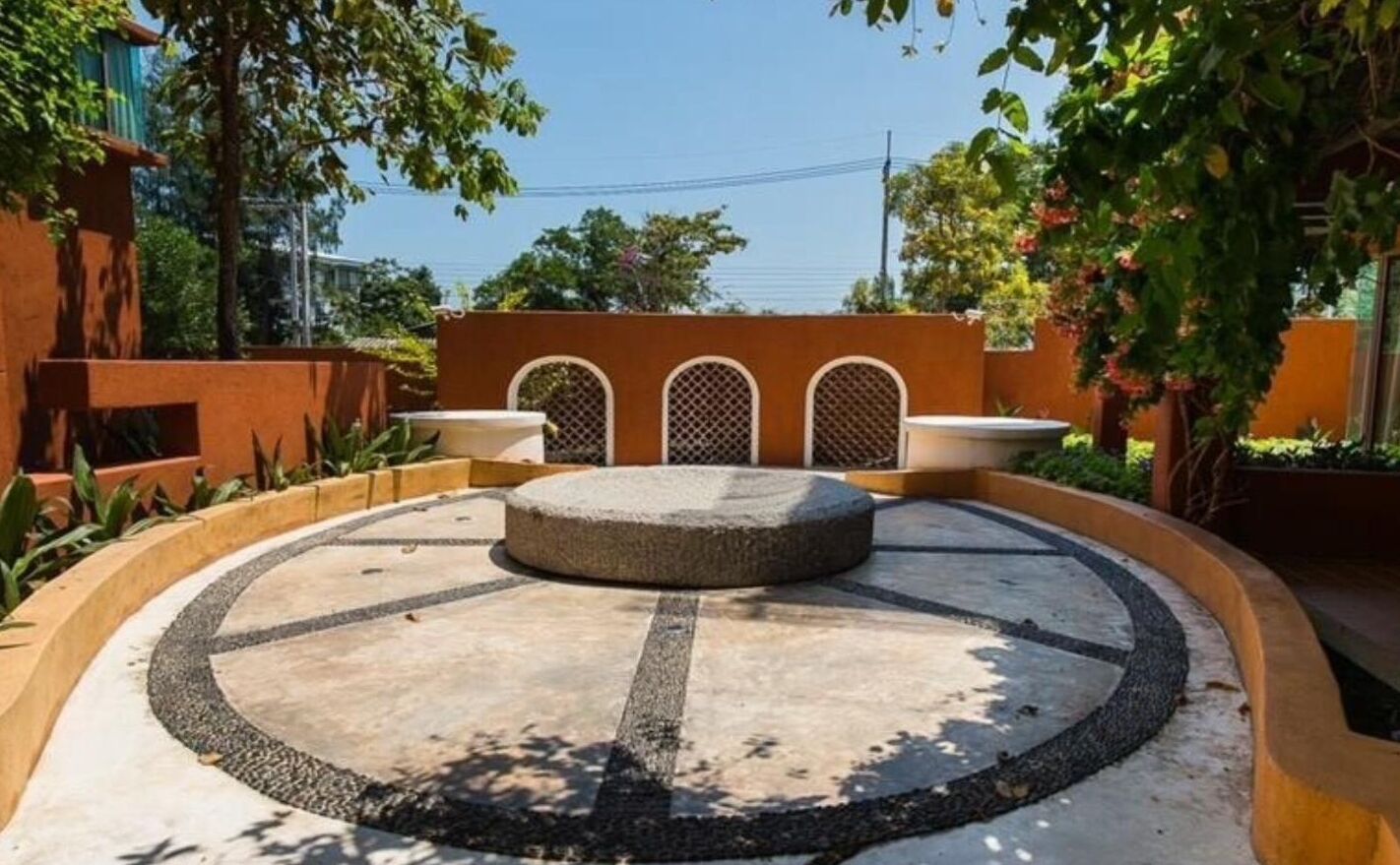 Las Tortugas Condominium