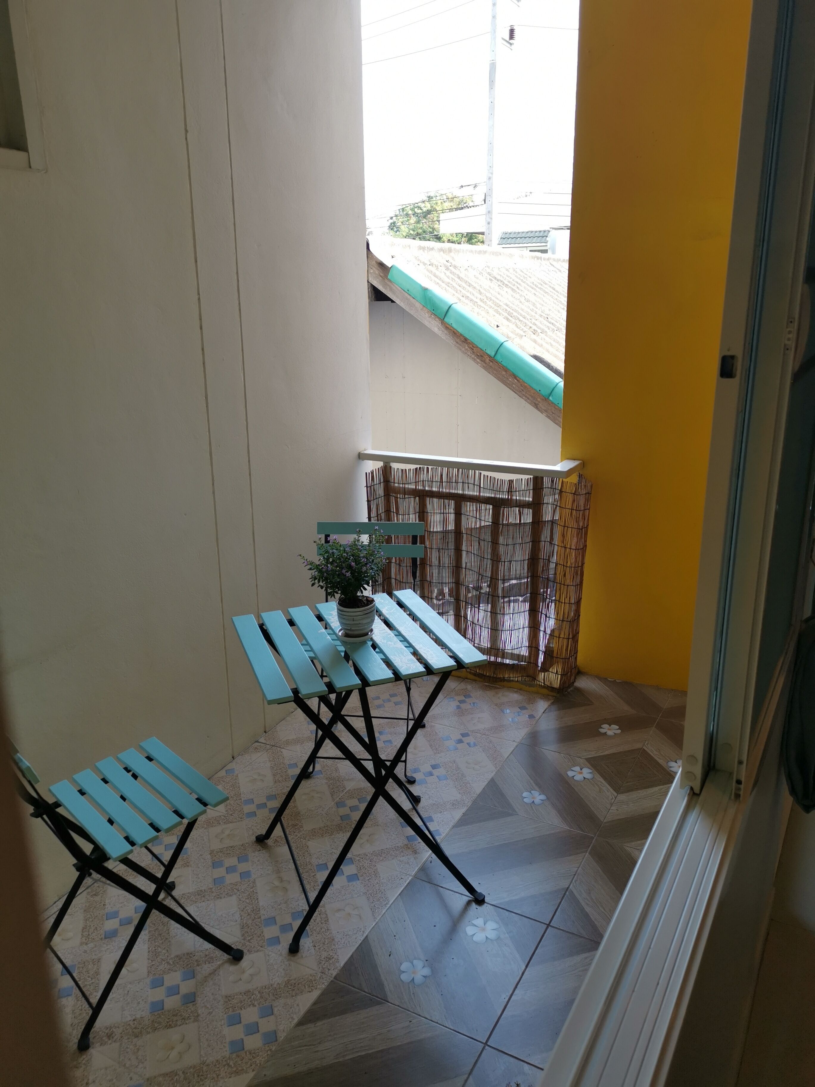 Lemon House 51